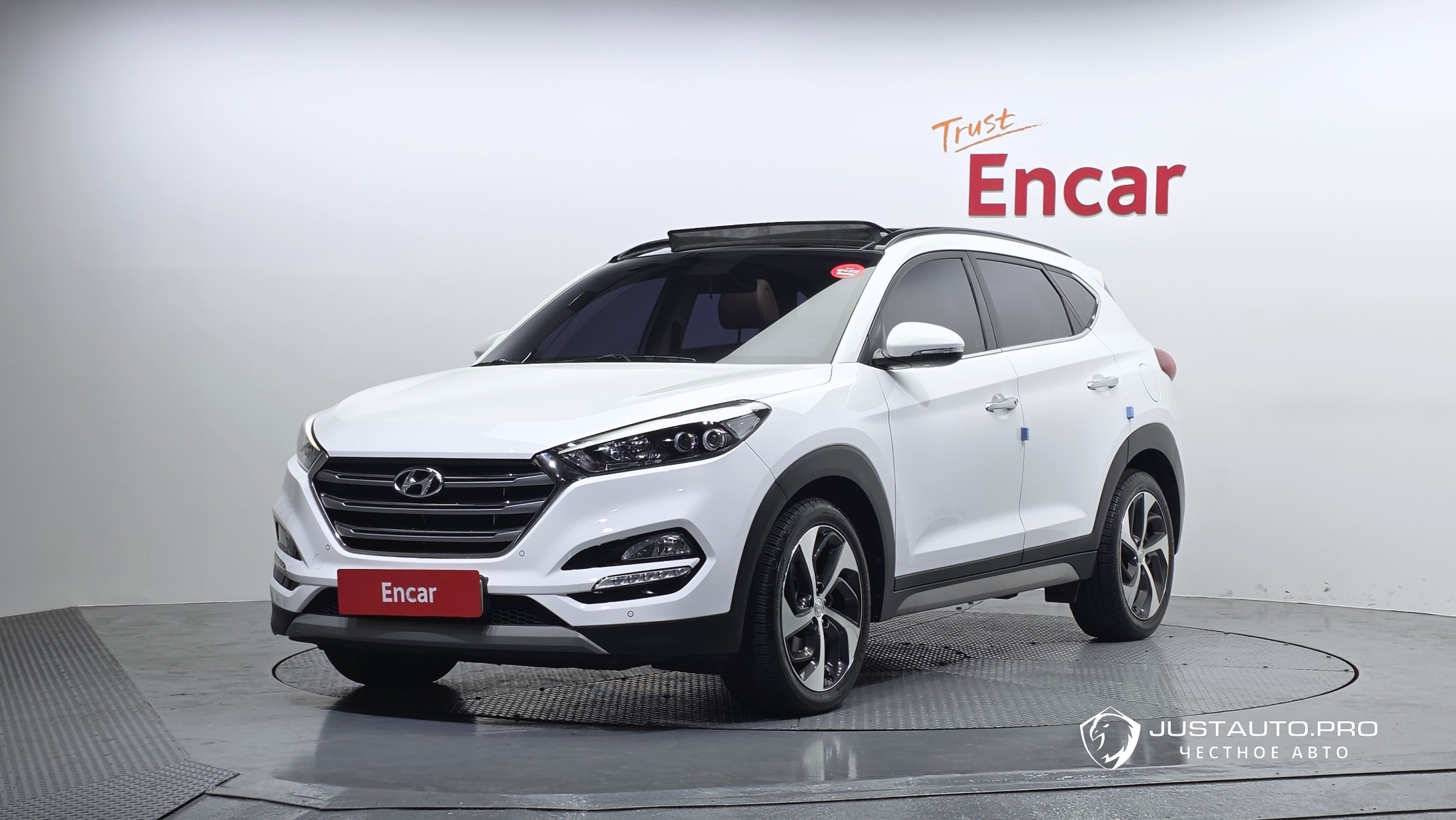 Автомобиль Hyundai Tucson