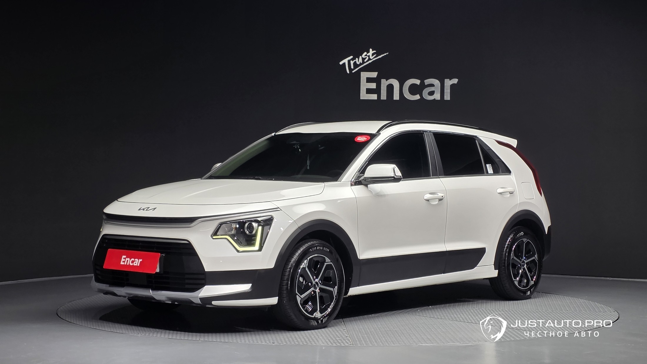 Автомобиль Kia Niro