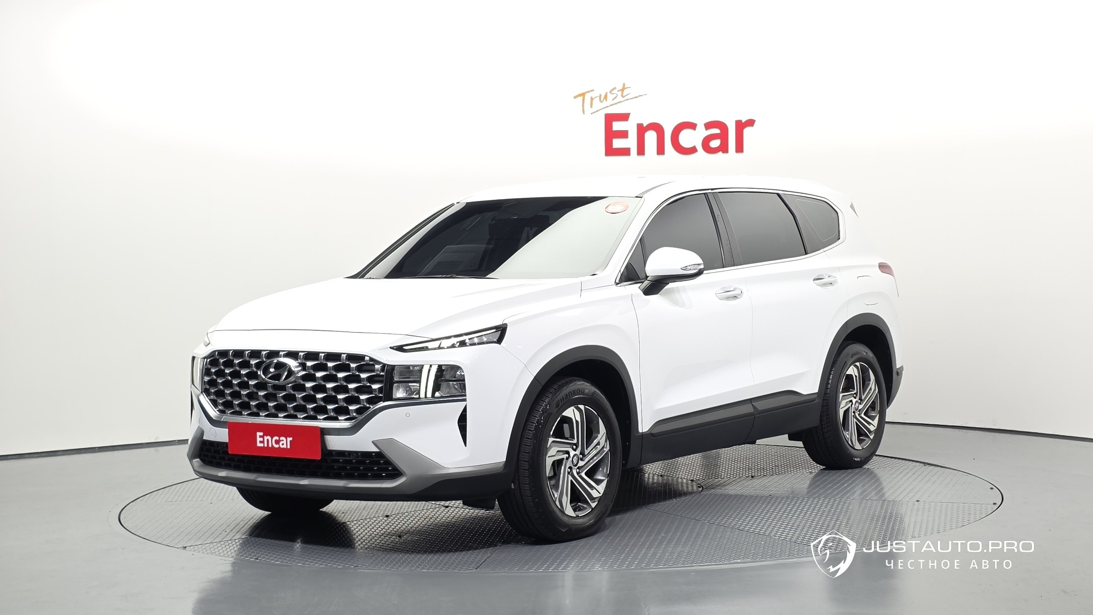 Автомобиль Hyundai Santafe