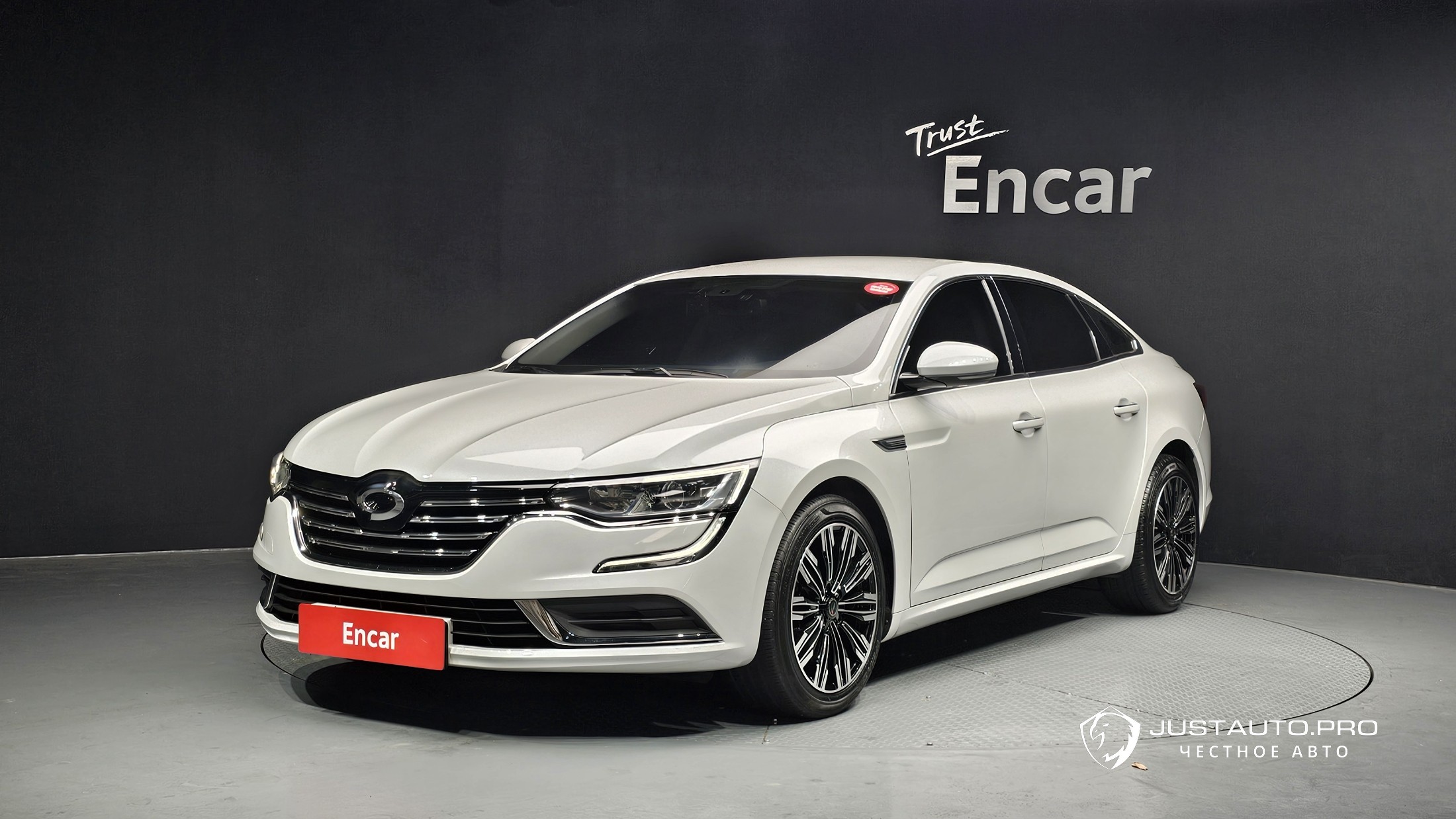 Автомобиль Renault-KoreaSamsung SM6