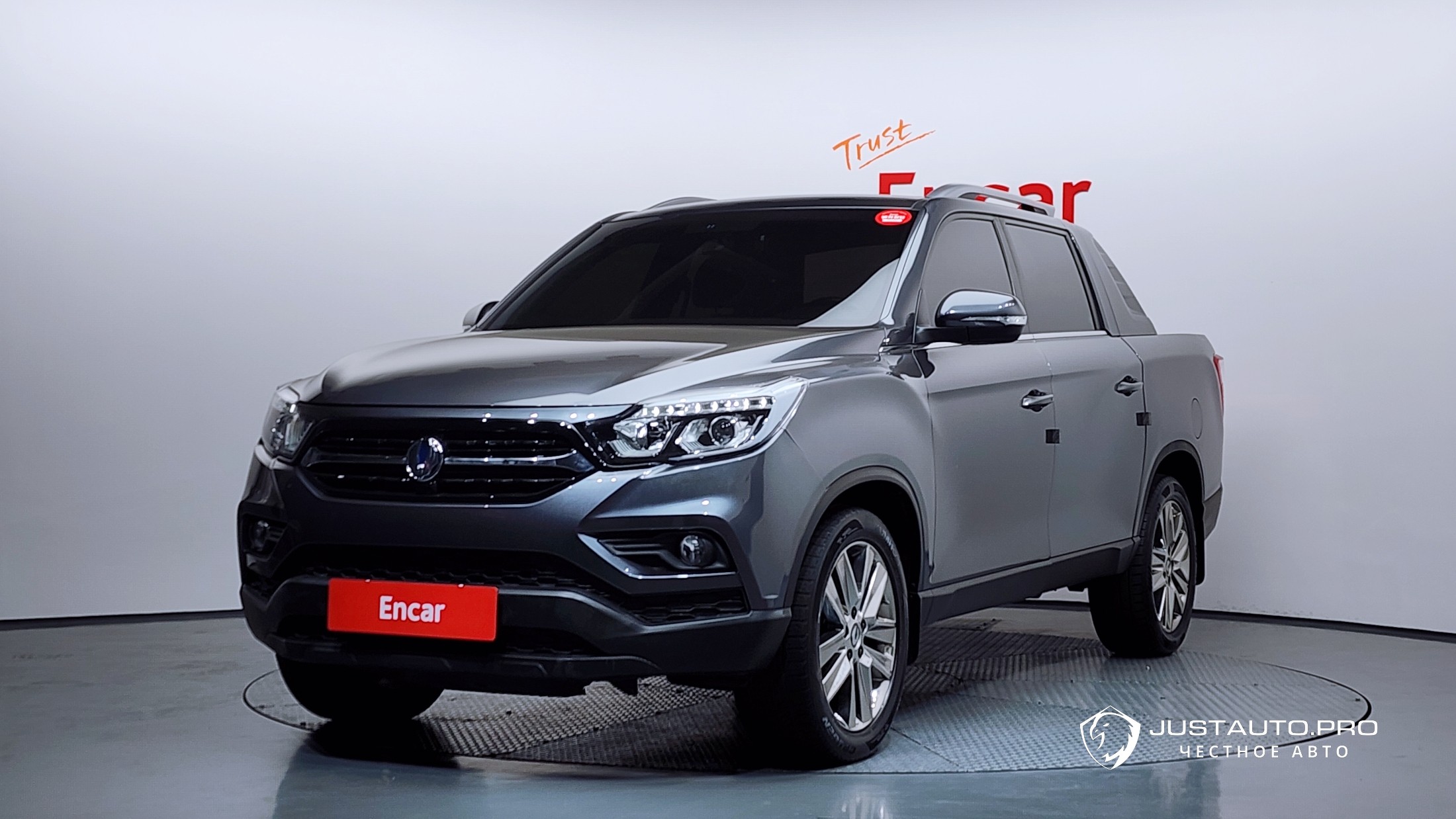 Автомобиль KG_Mobility_Ssangyong Rexton