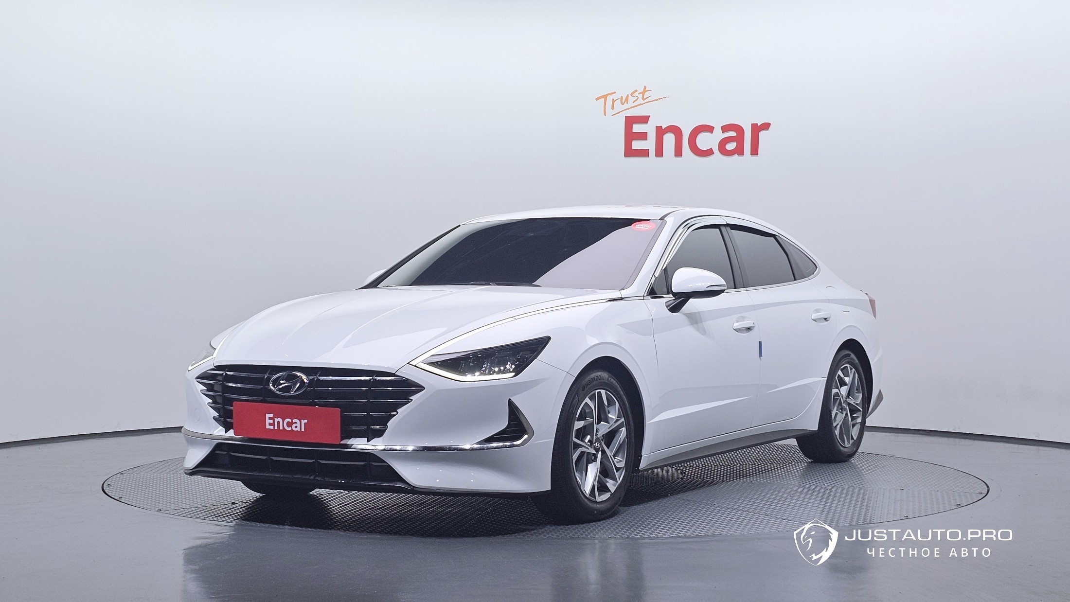 Автомобиль Hyundai Sonata