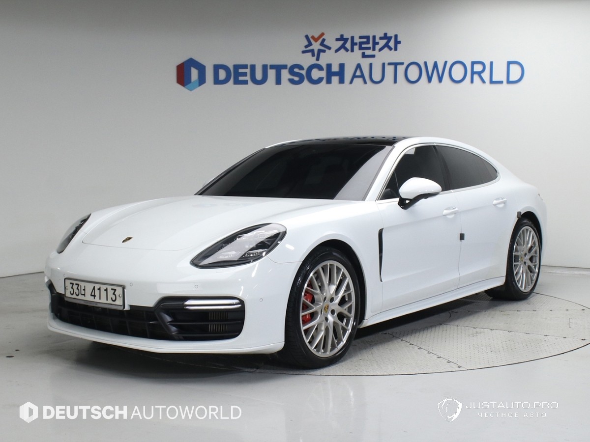 Автомобиль Porsche Panamera
