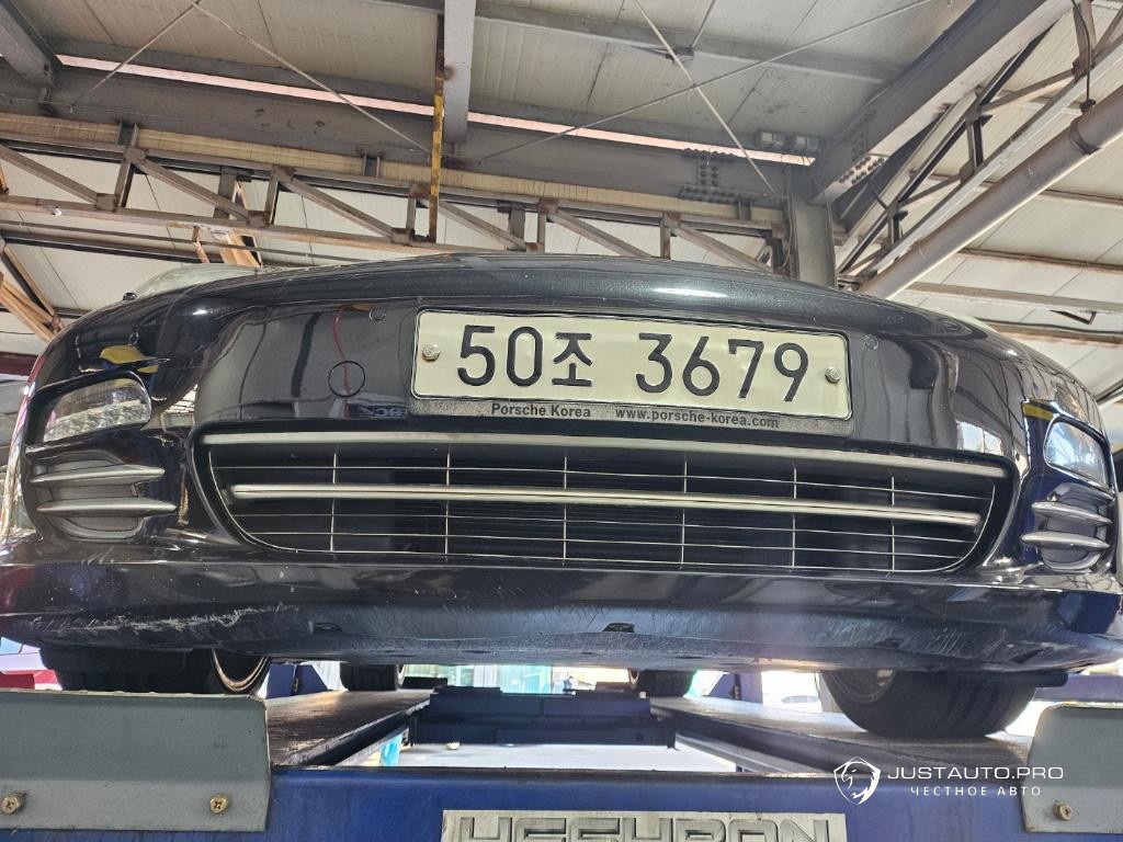 Автомобиль Porsche Panamera