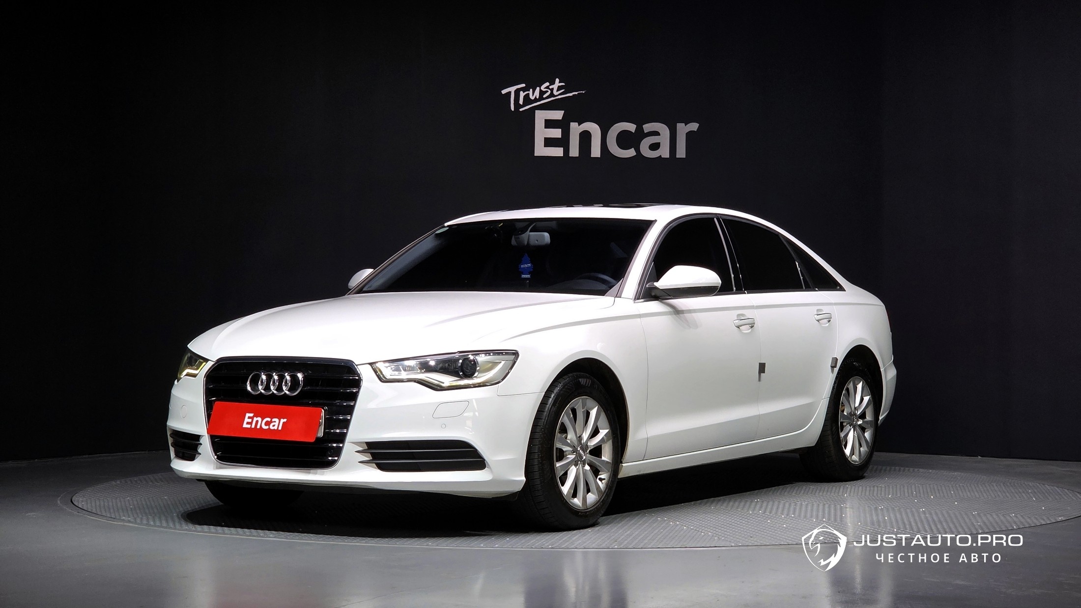 Автомобиль Audi A6