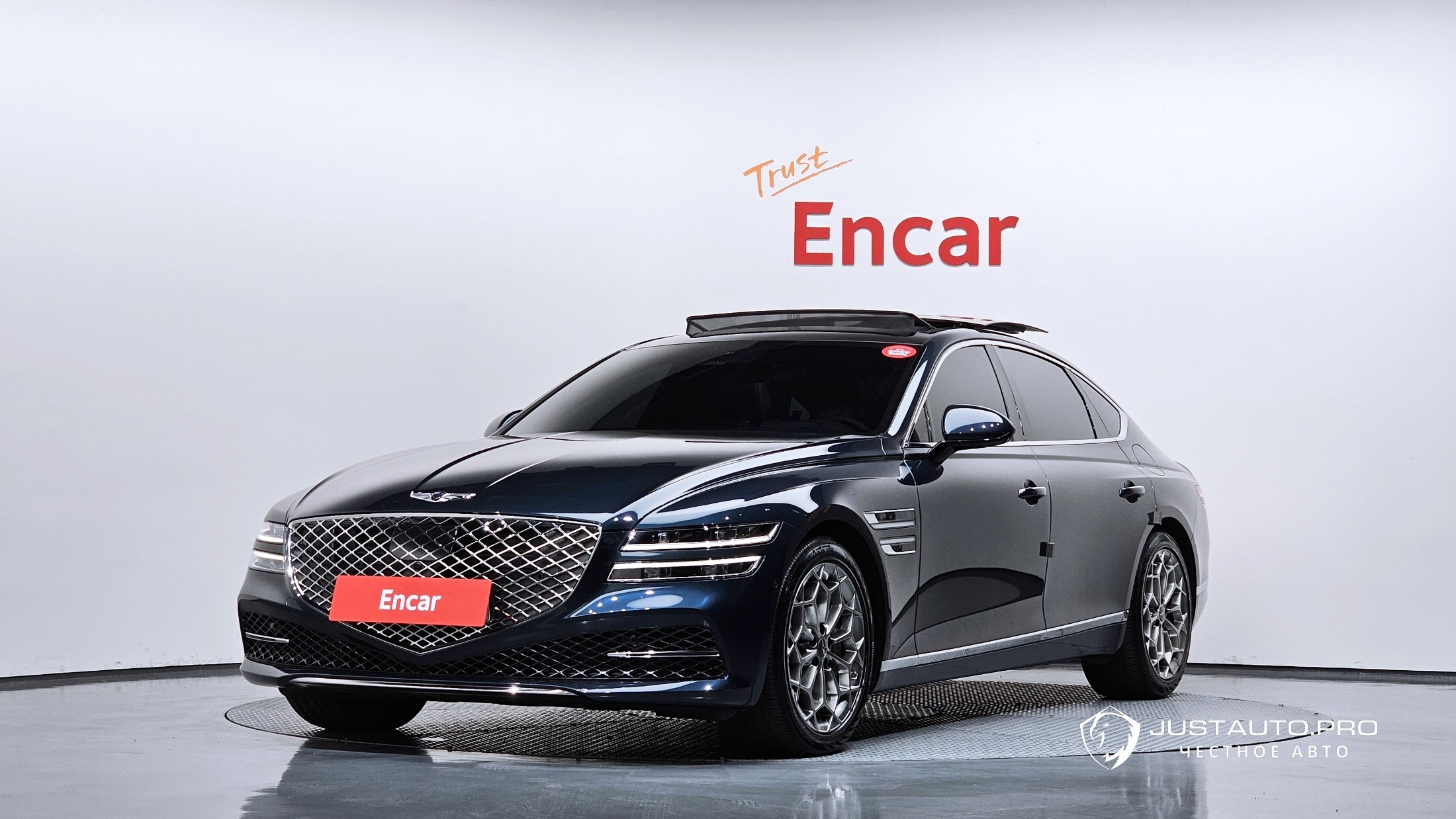 Автомобиль Genesis G80