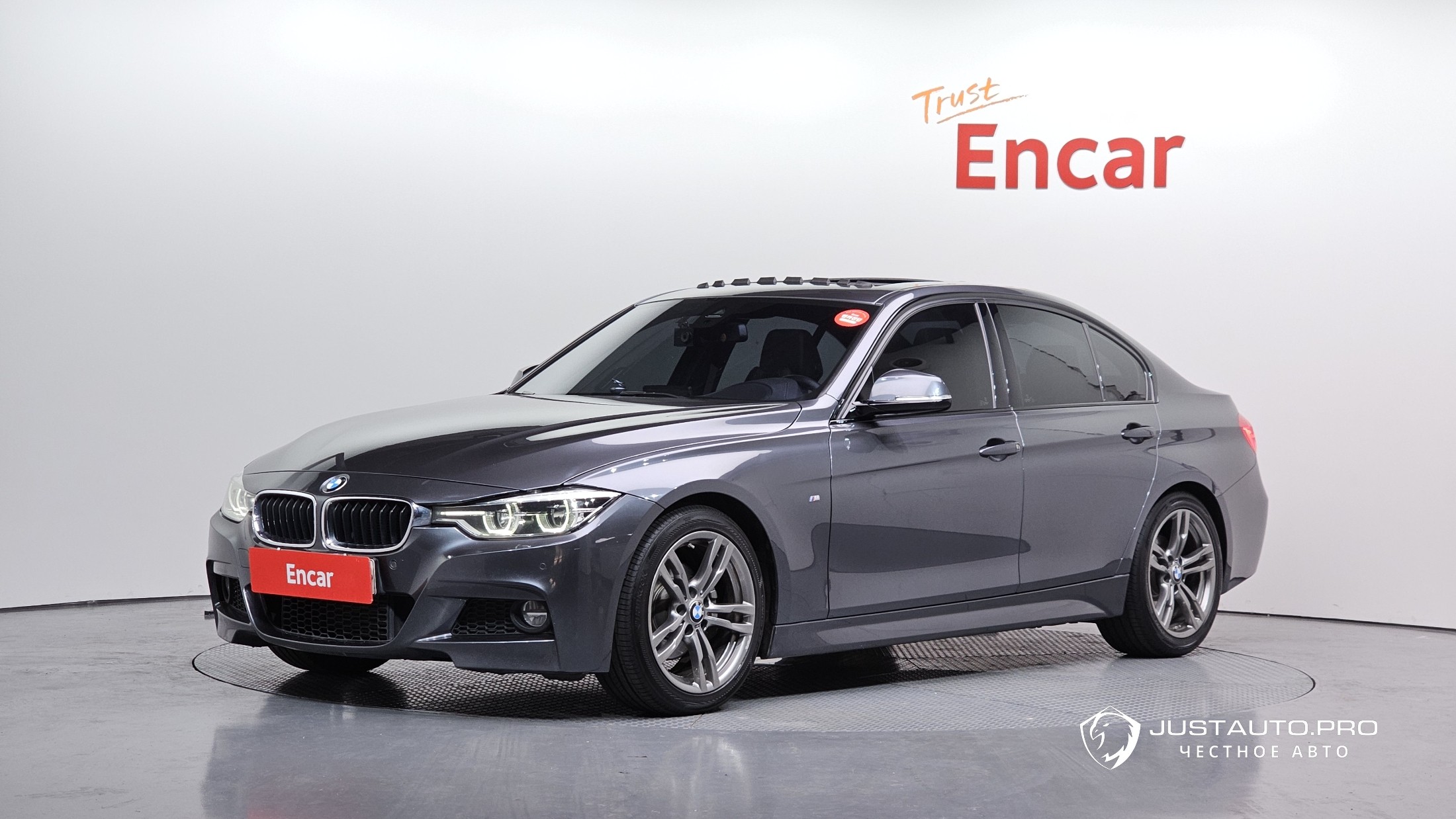 Автомобиль BMW 3-Series