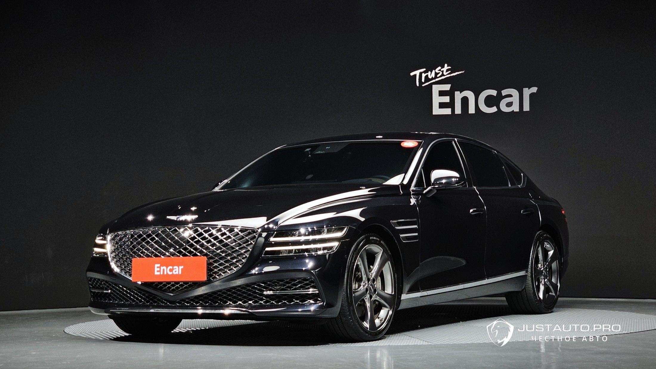 Автомобиль Genesis G80