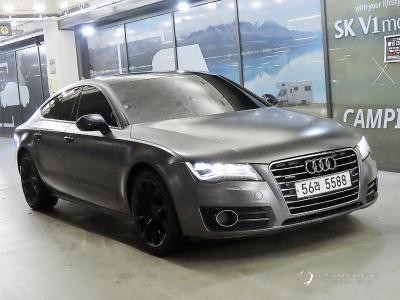 Автомобиль Audi A7