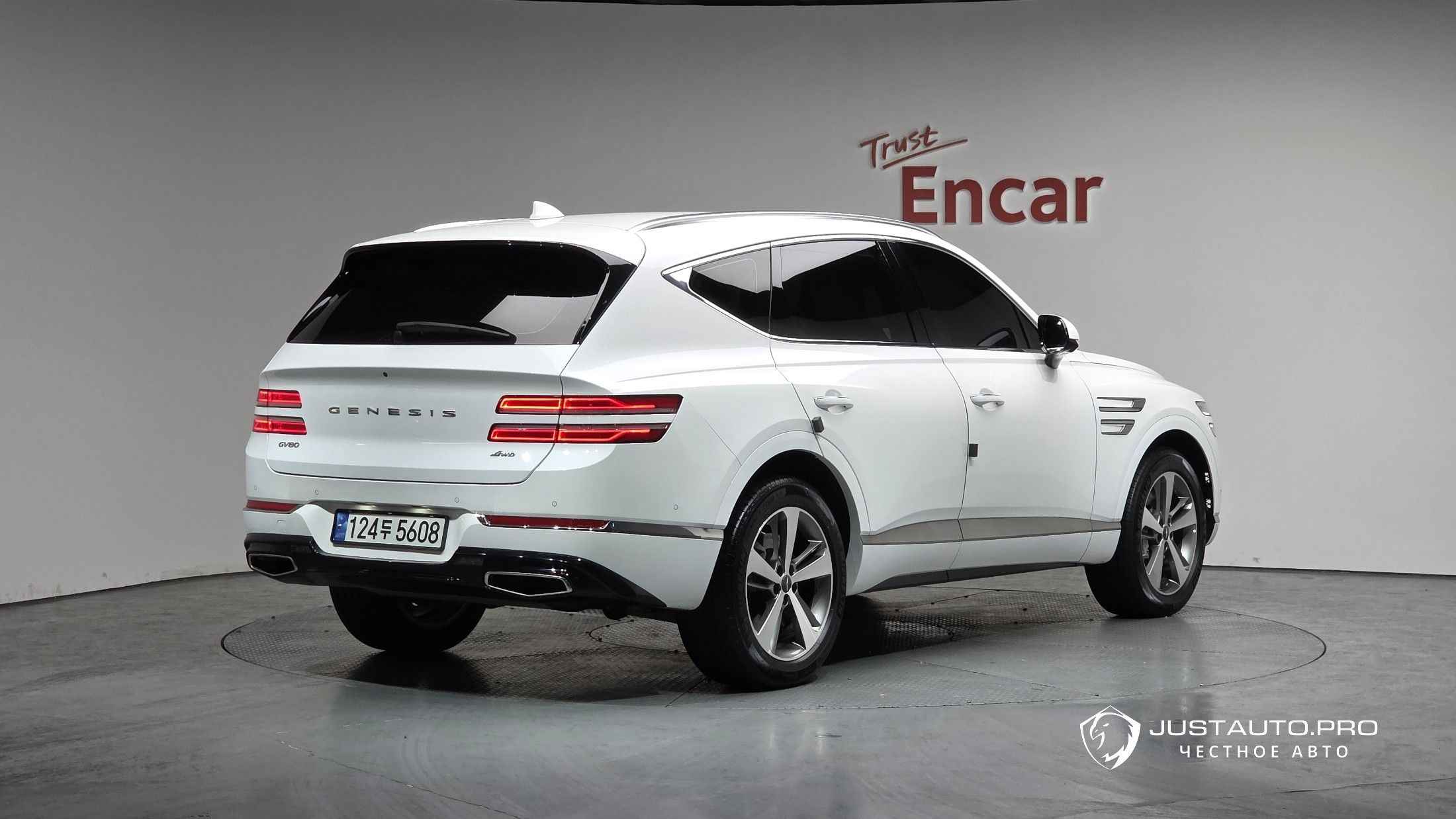 Автомобиль Genesis GV80