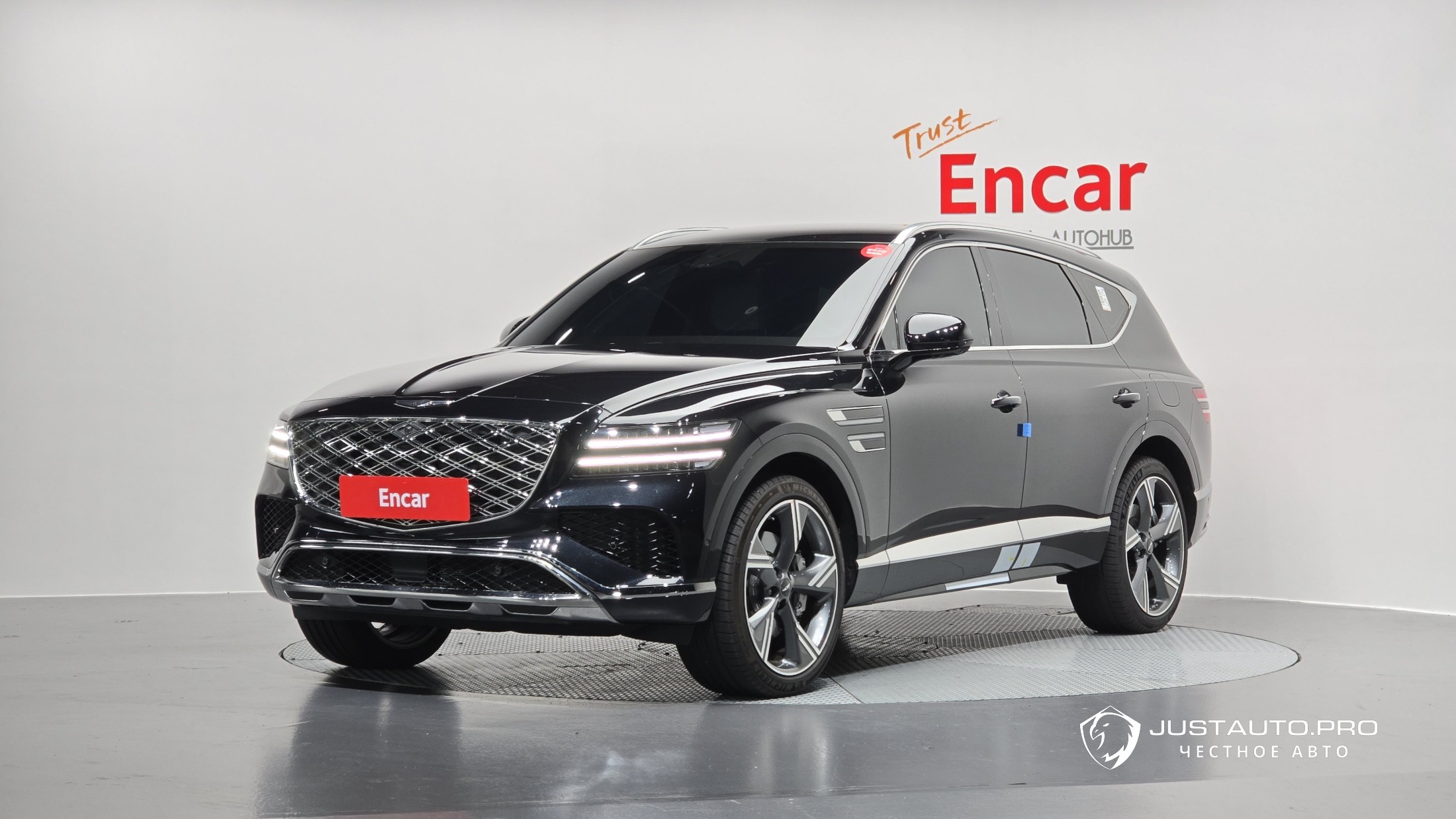 Автомобиль Genesis GV80