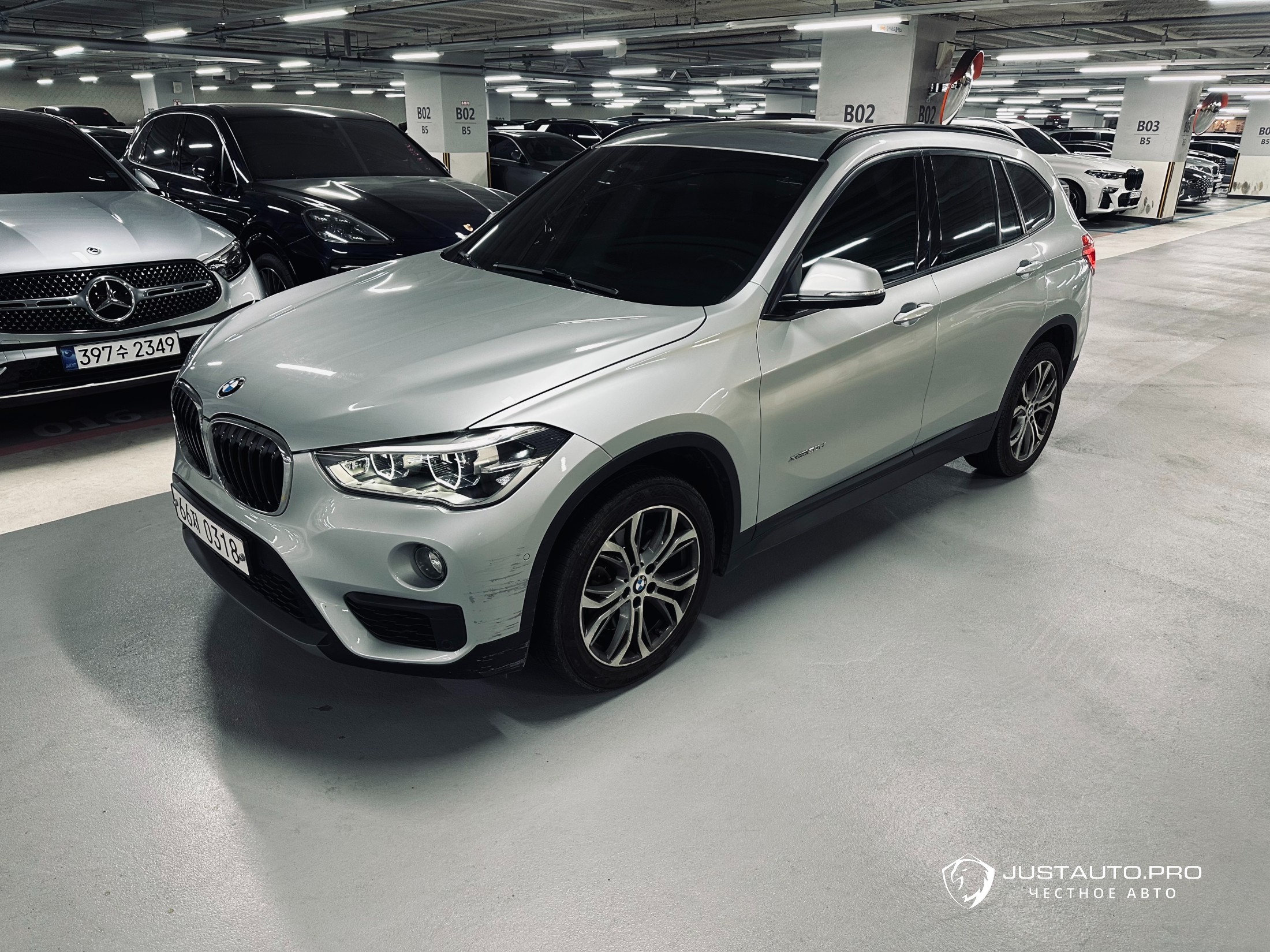Автомобиль BMW X1