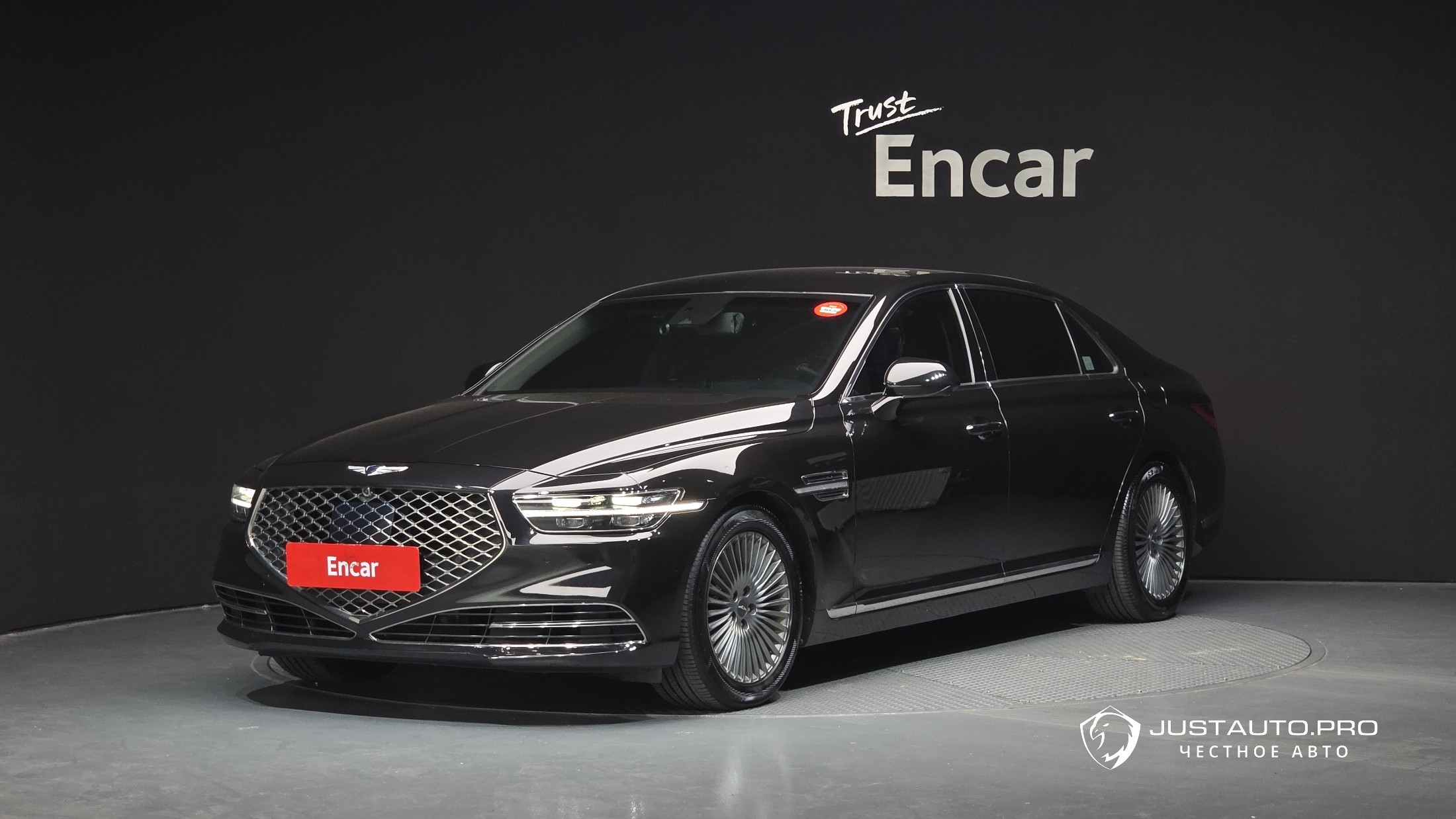 Автомобиль Genesis G90