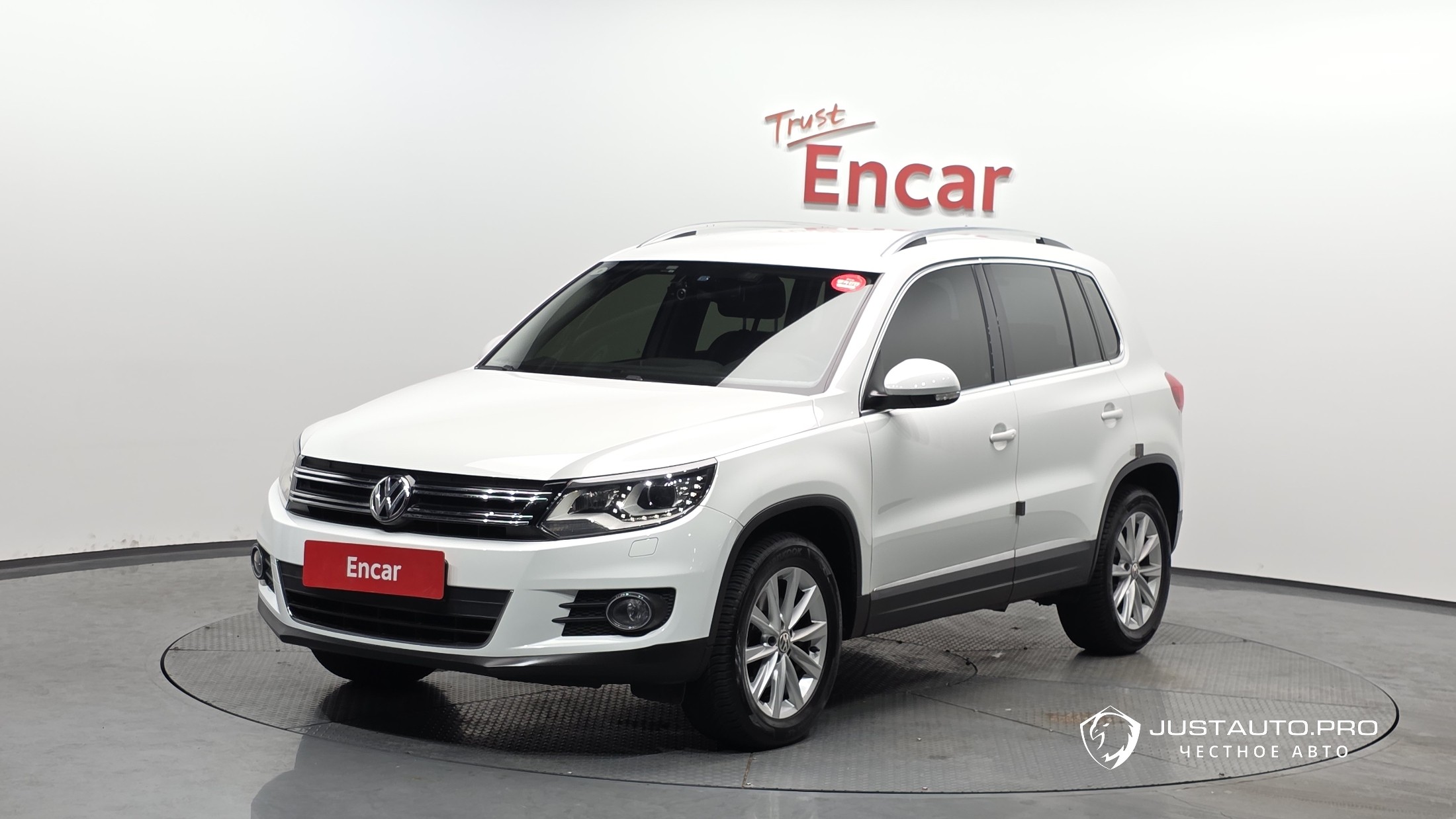 Автомобиль Volkswagen Tiguan