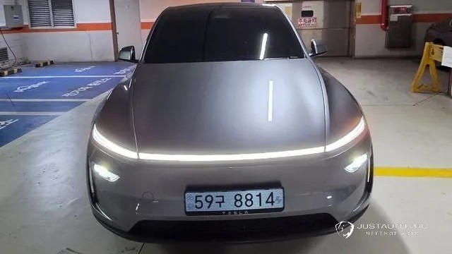 Автомобиль Tesla Model Y