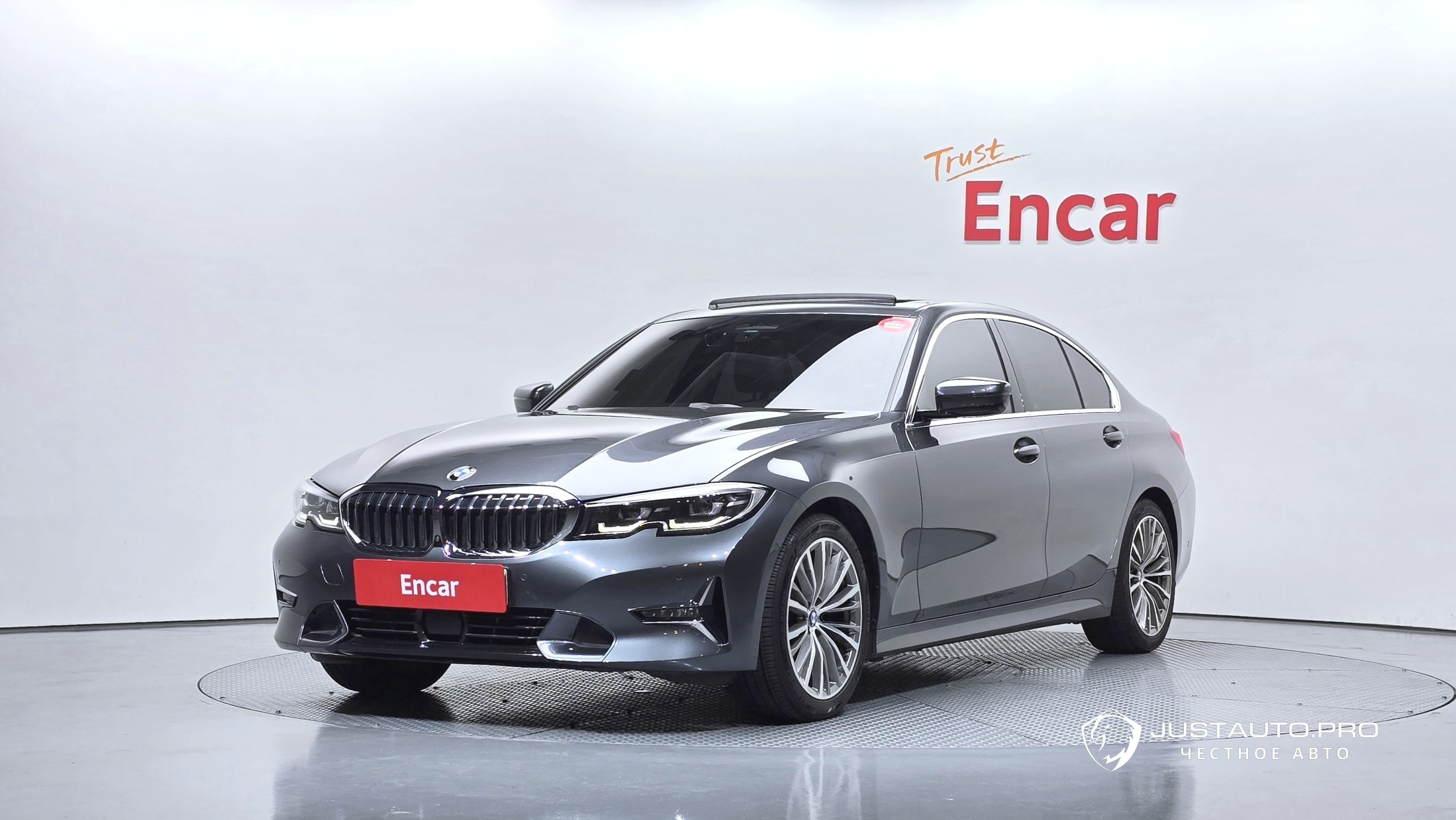 Автомобиль BMW 3-Series