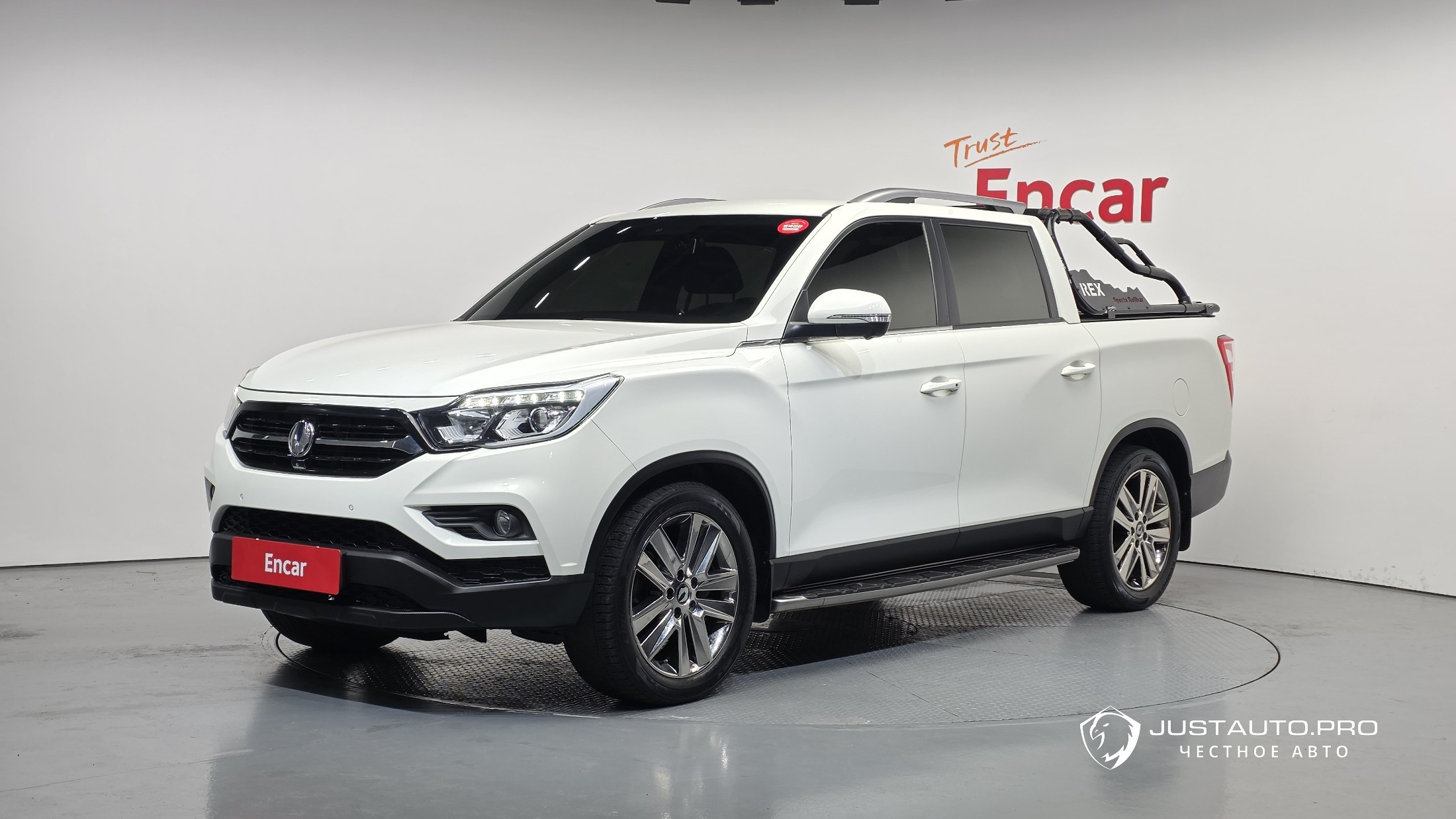 Автомобиль KG_Mobility_Ssangyong Rexton