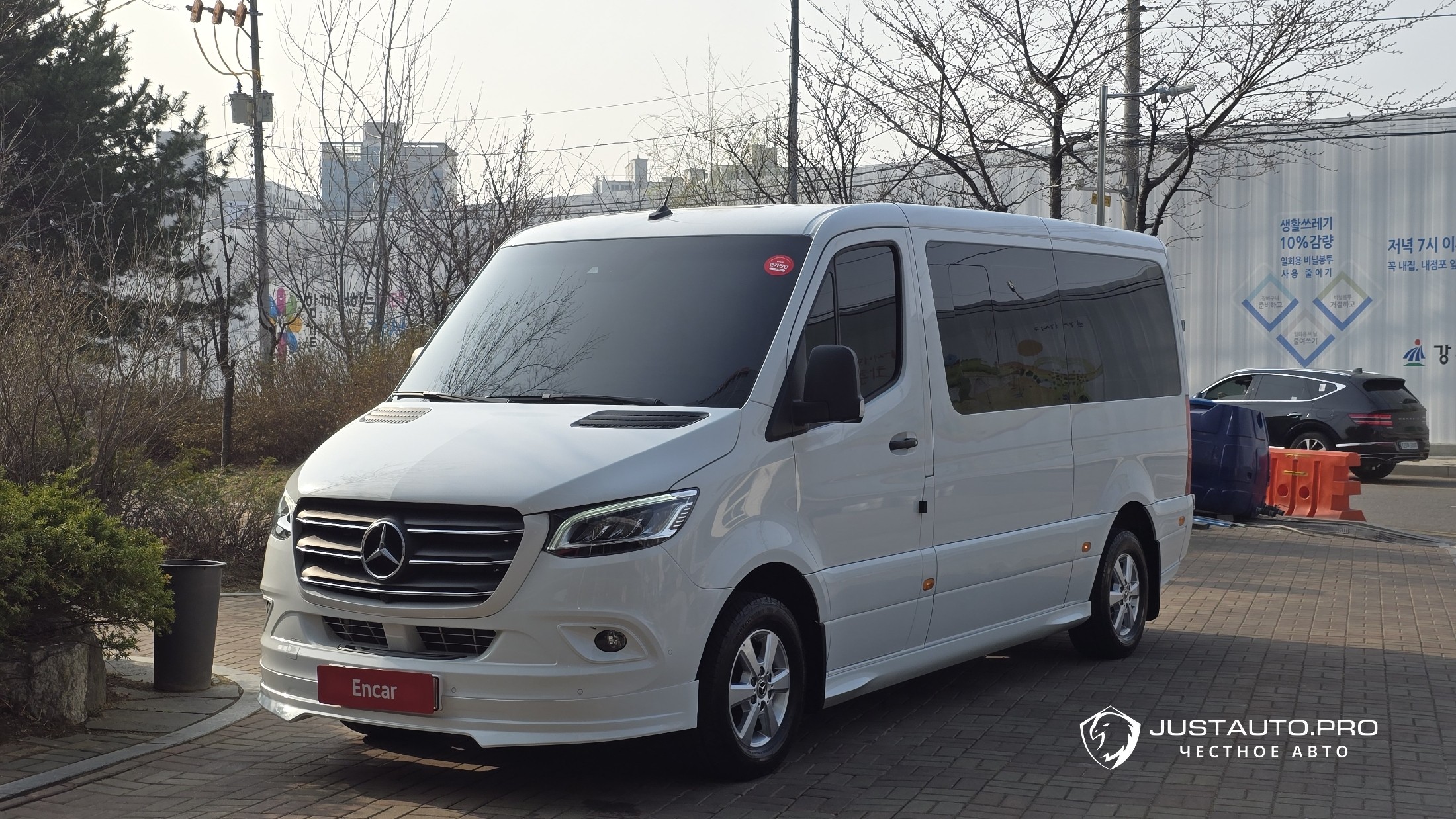 Автомобиль Mercedes-Benz Sprinter