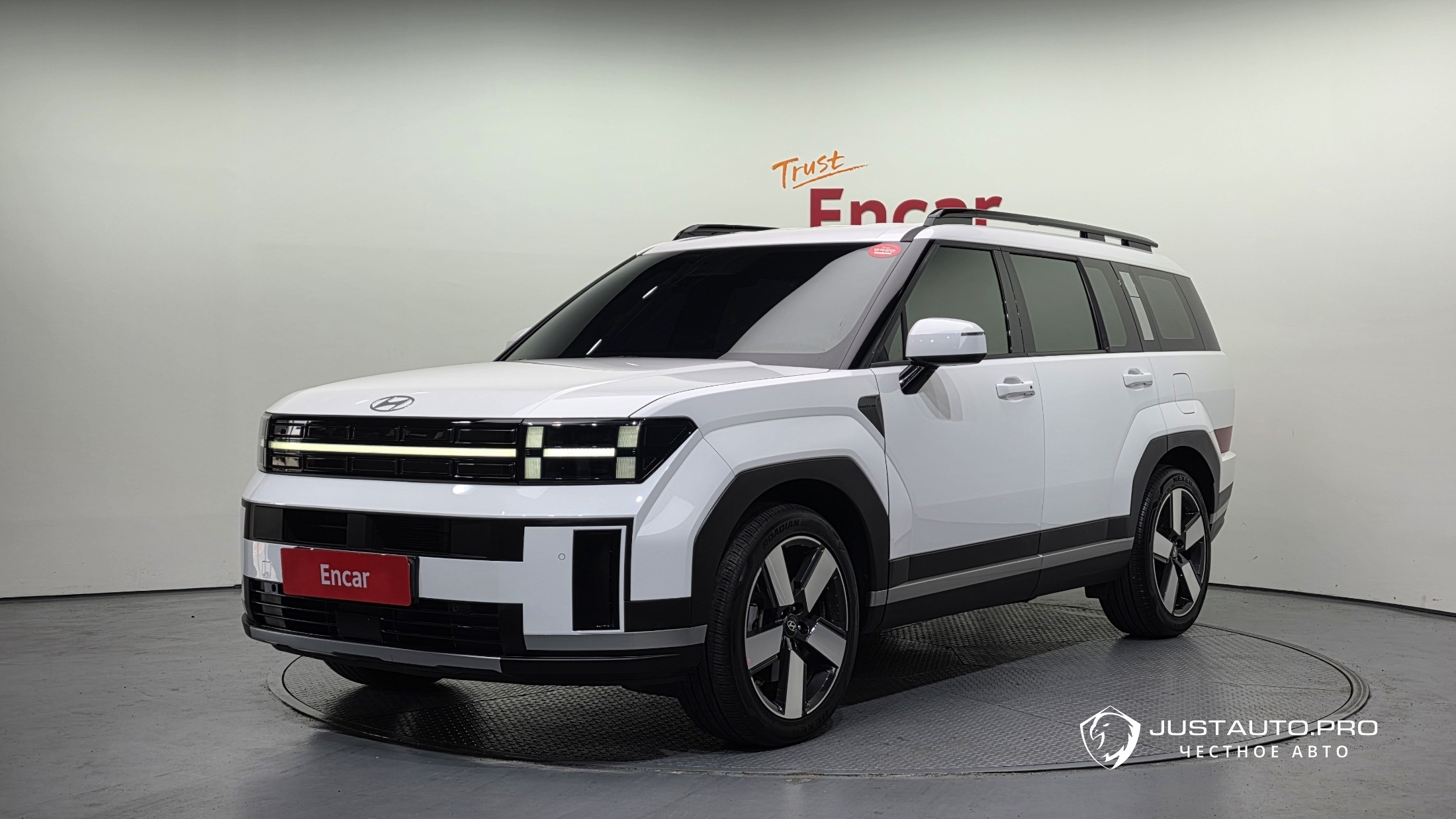 Автомобиль Hyundai Santafe