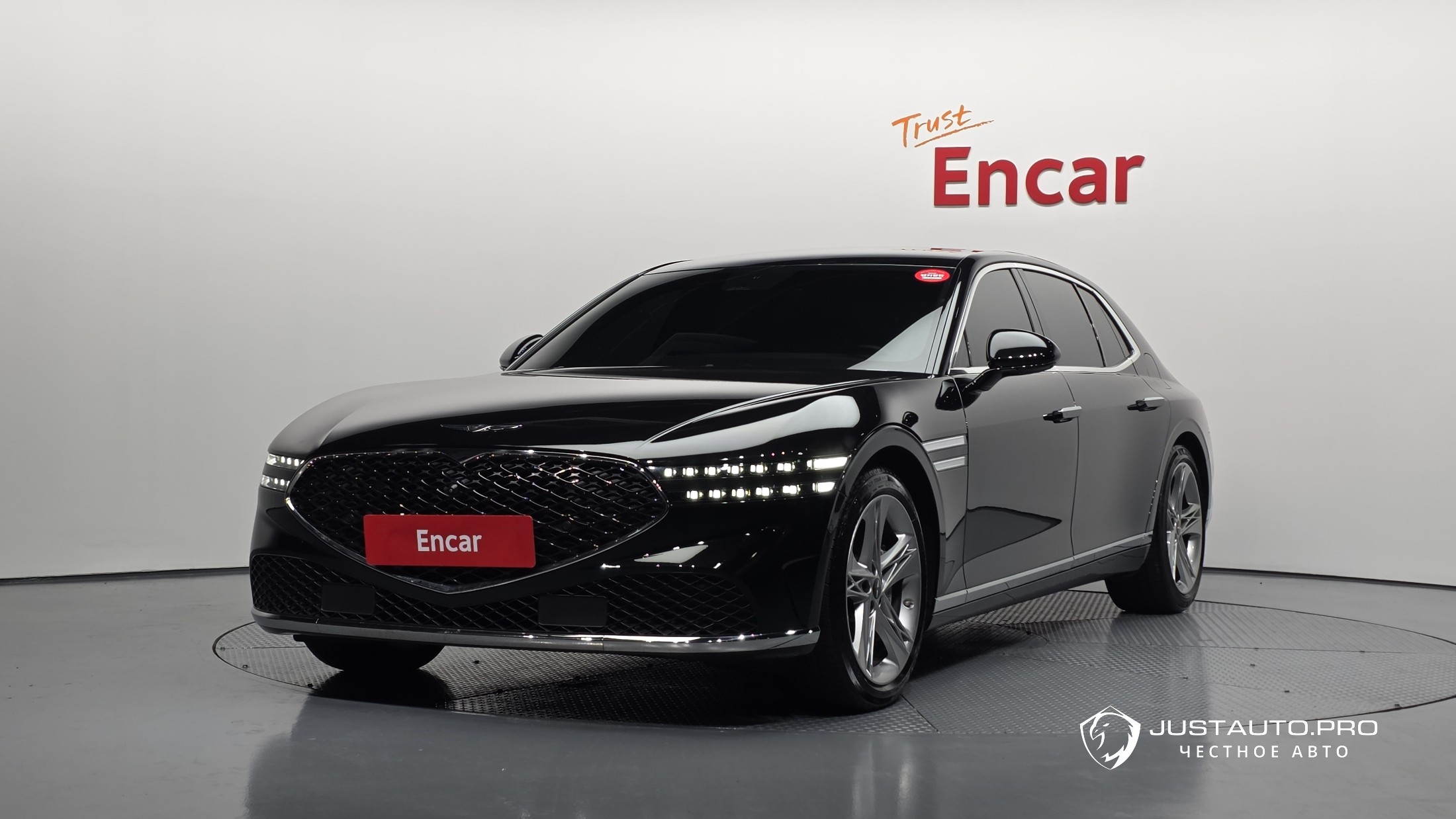 Автомобиль Genesis G90