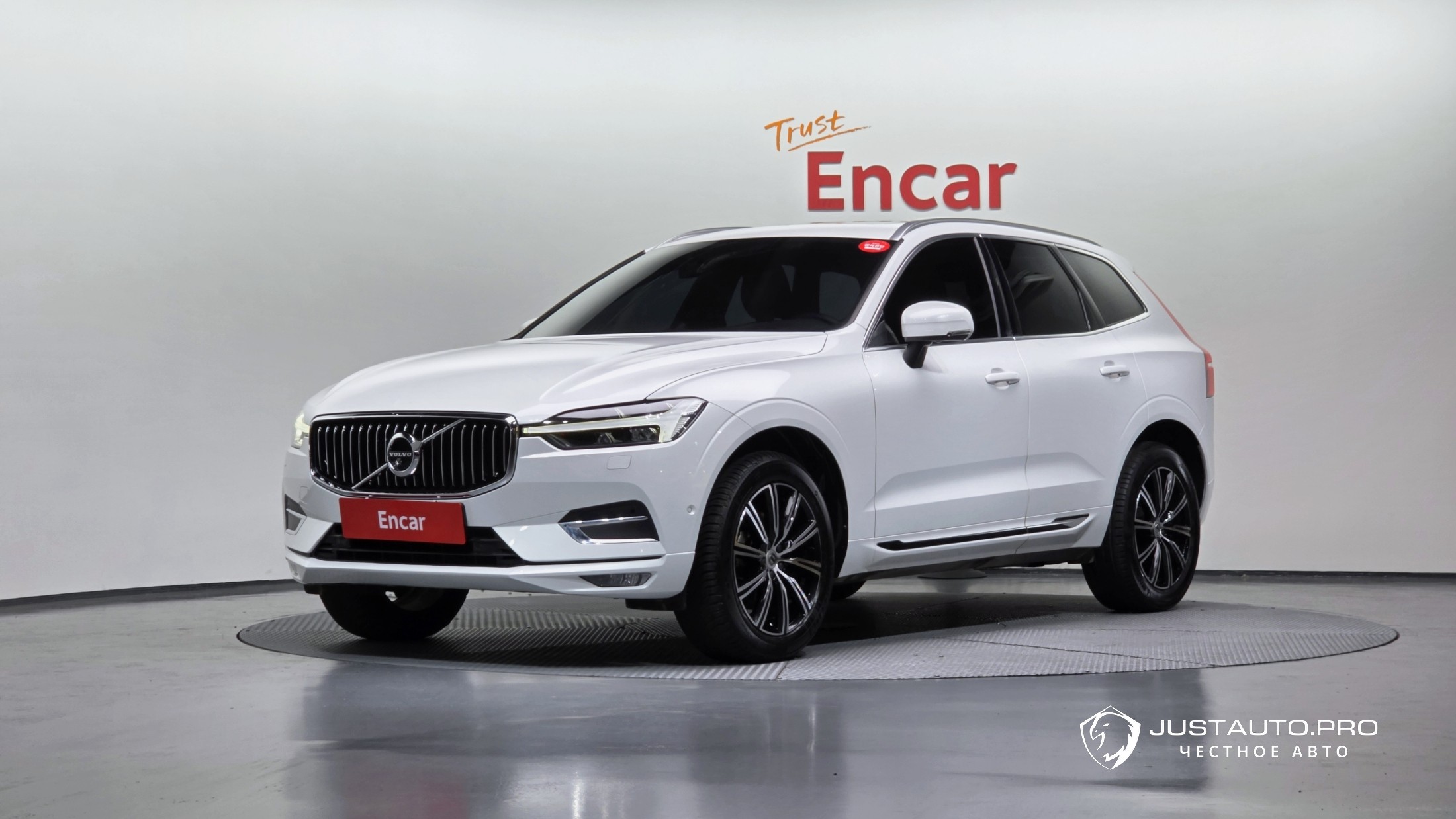 Автомобиль Volvo XC60