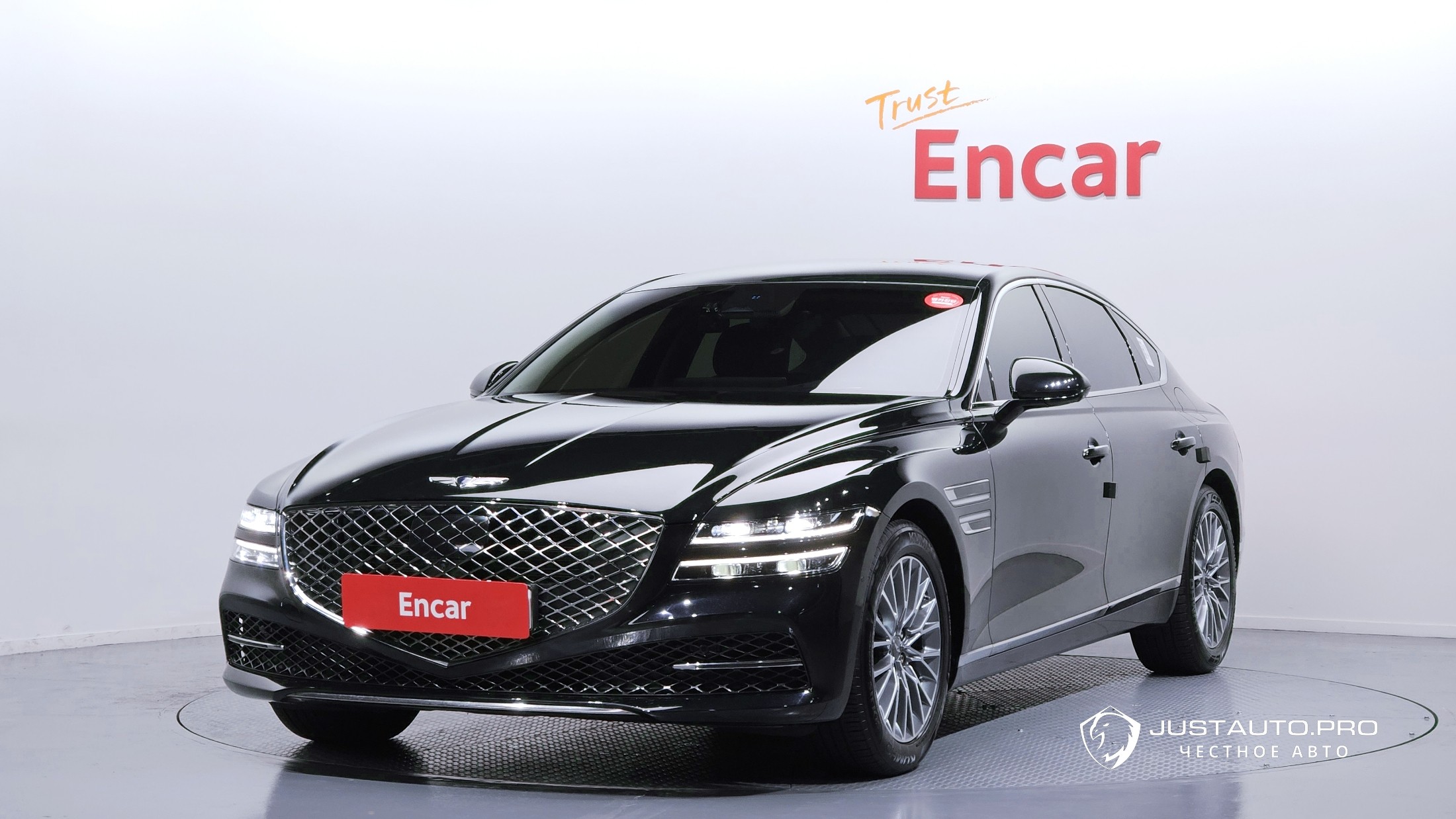 Автомобиль Genesis G80