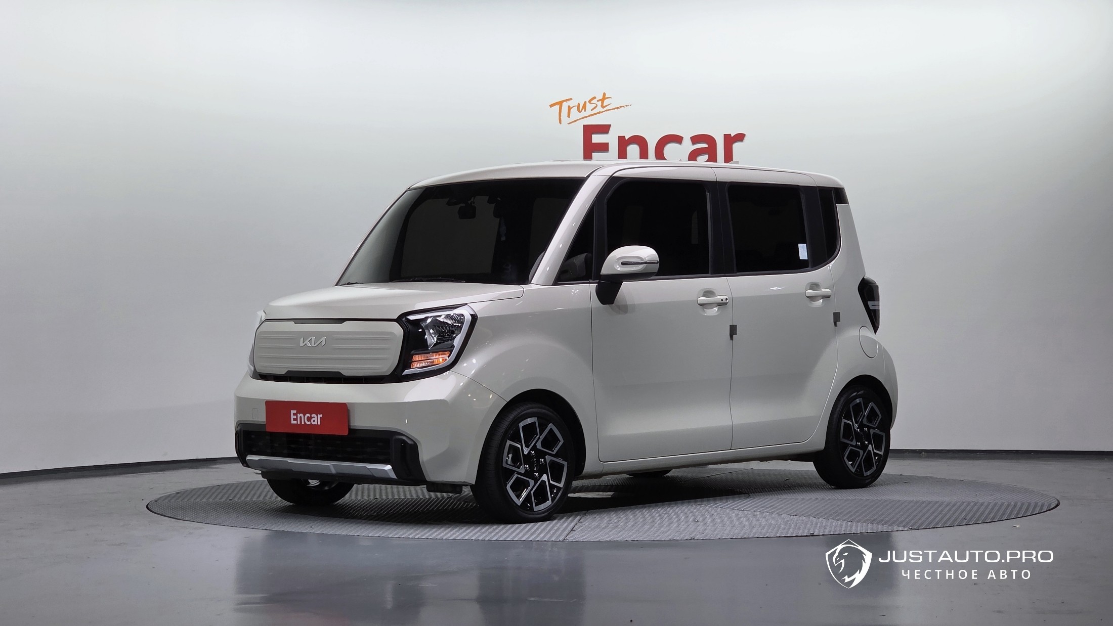 Автомобиль Kia RAY