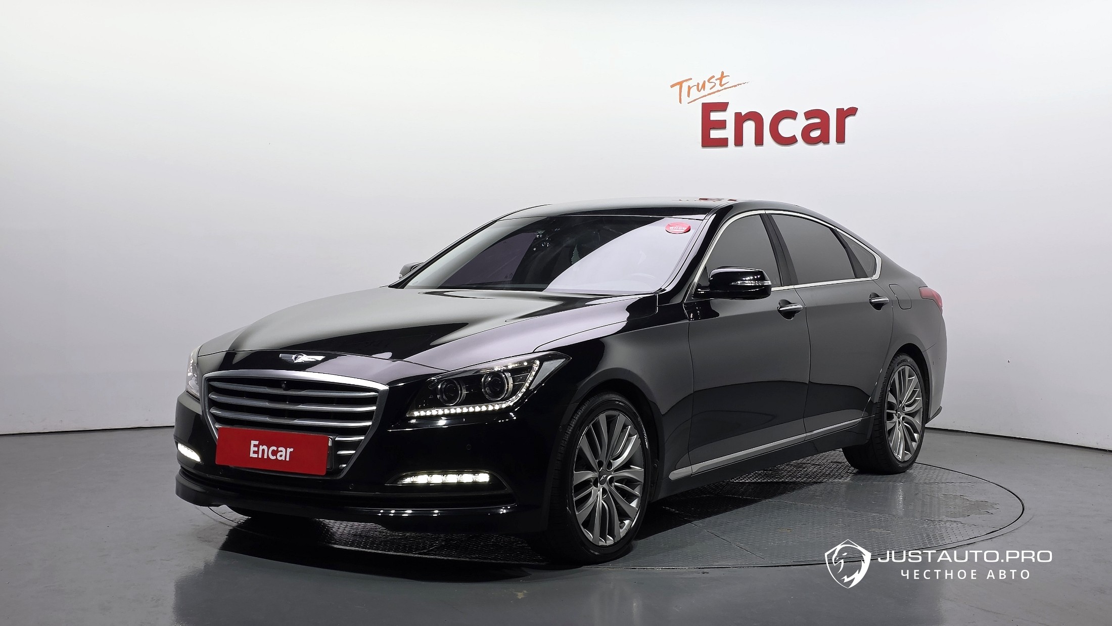 Автомобиль Hyundai Genesis