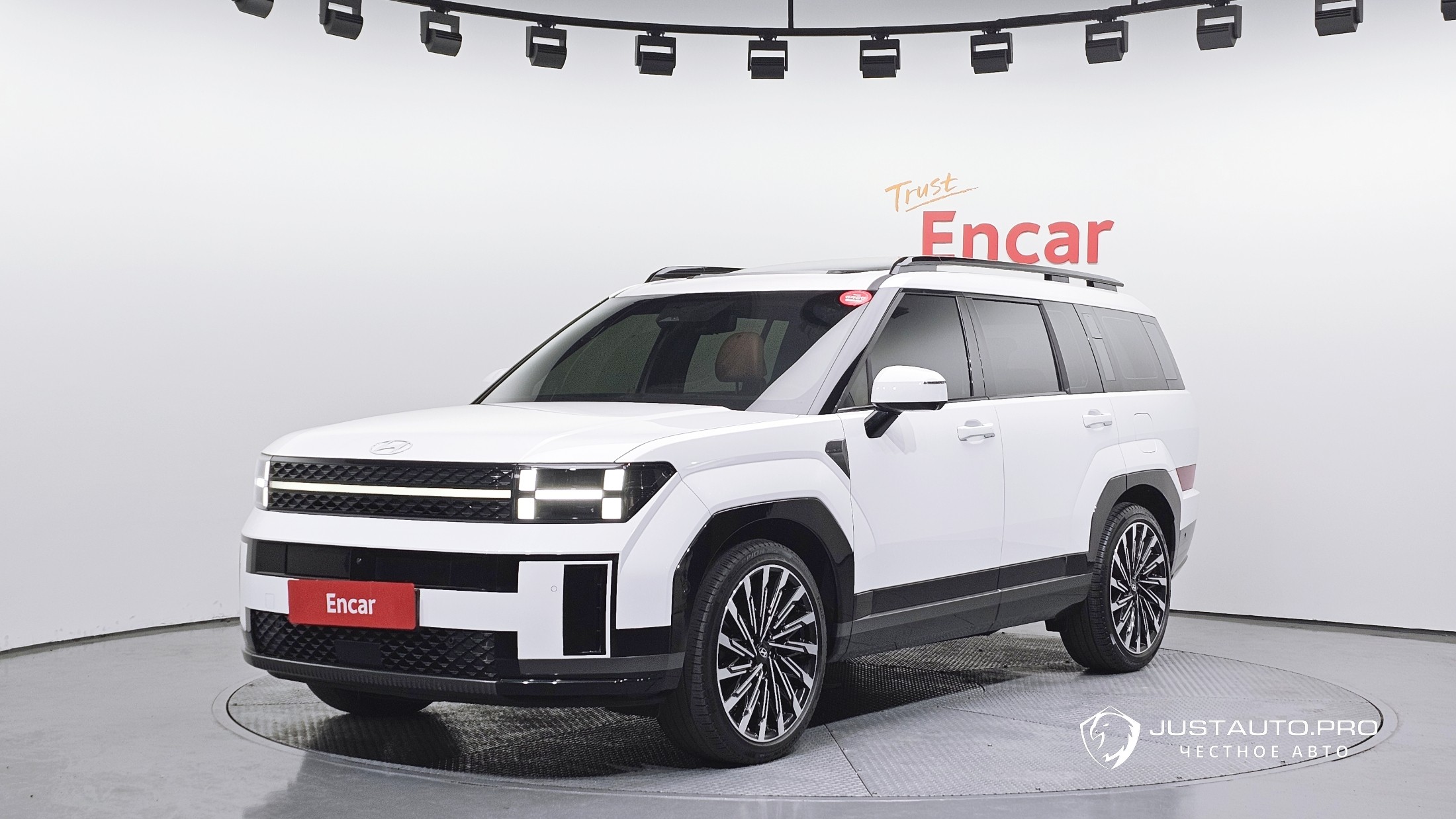 Автомобиль Hyundai Santafe