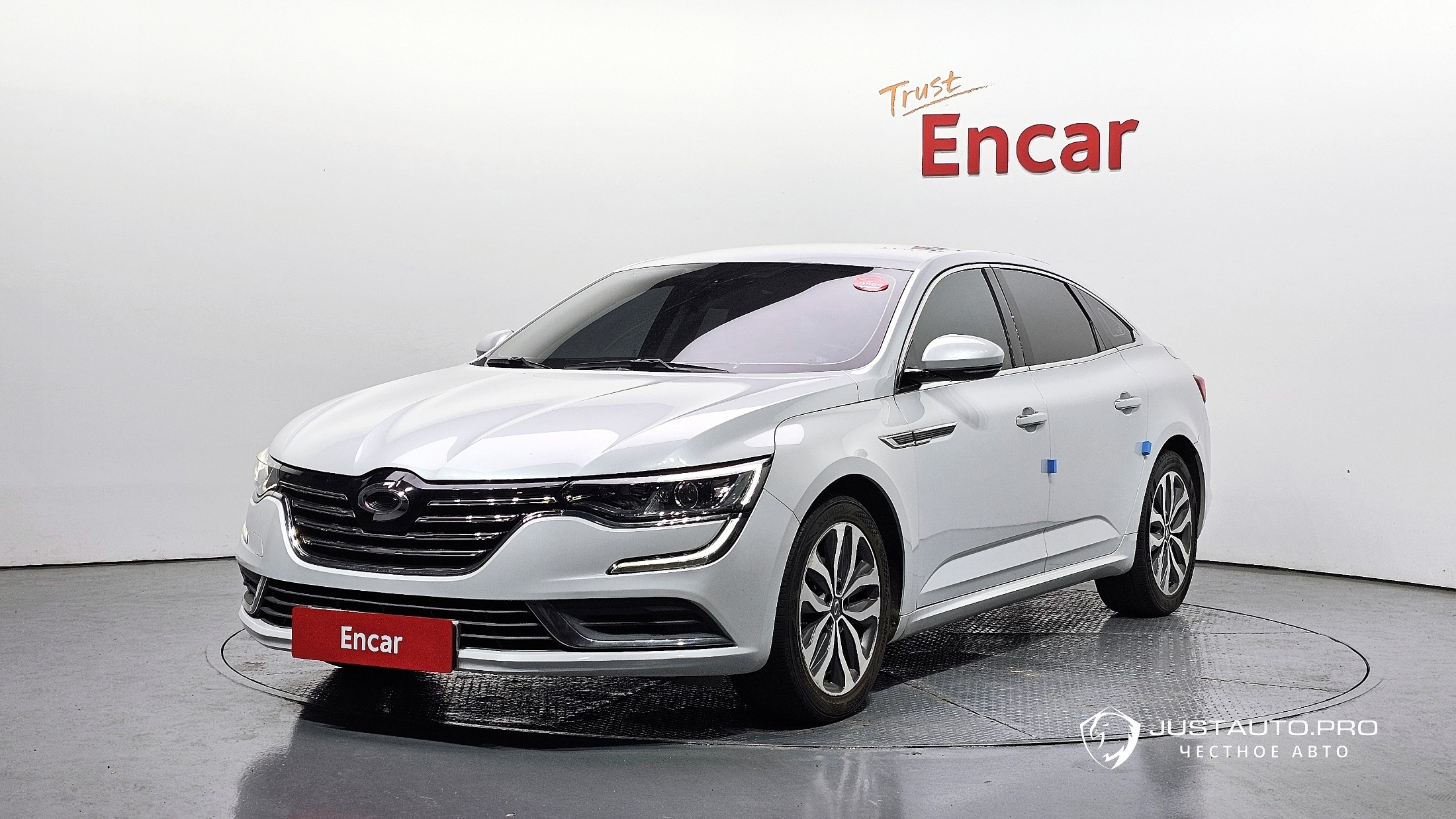 Автомобиль Renault-KoreaSamsung SM6