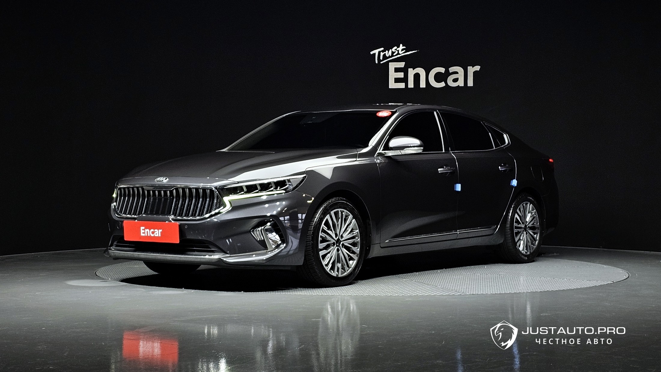 Автомобиль Kia K7