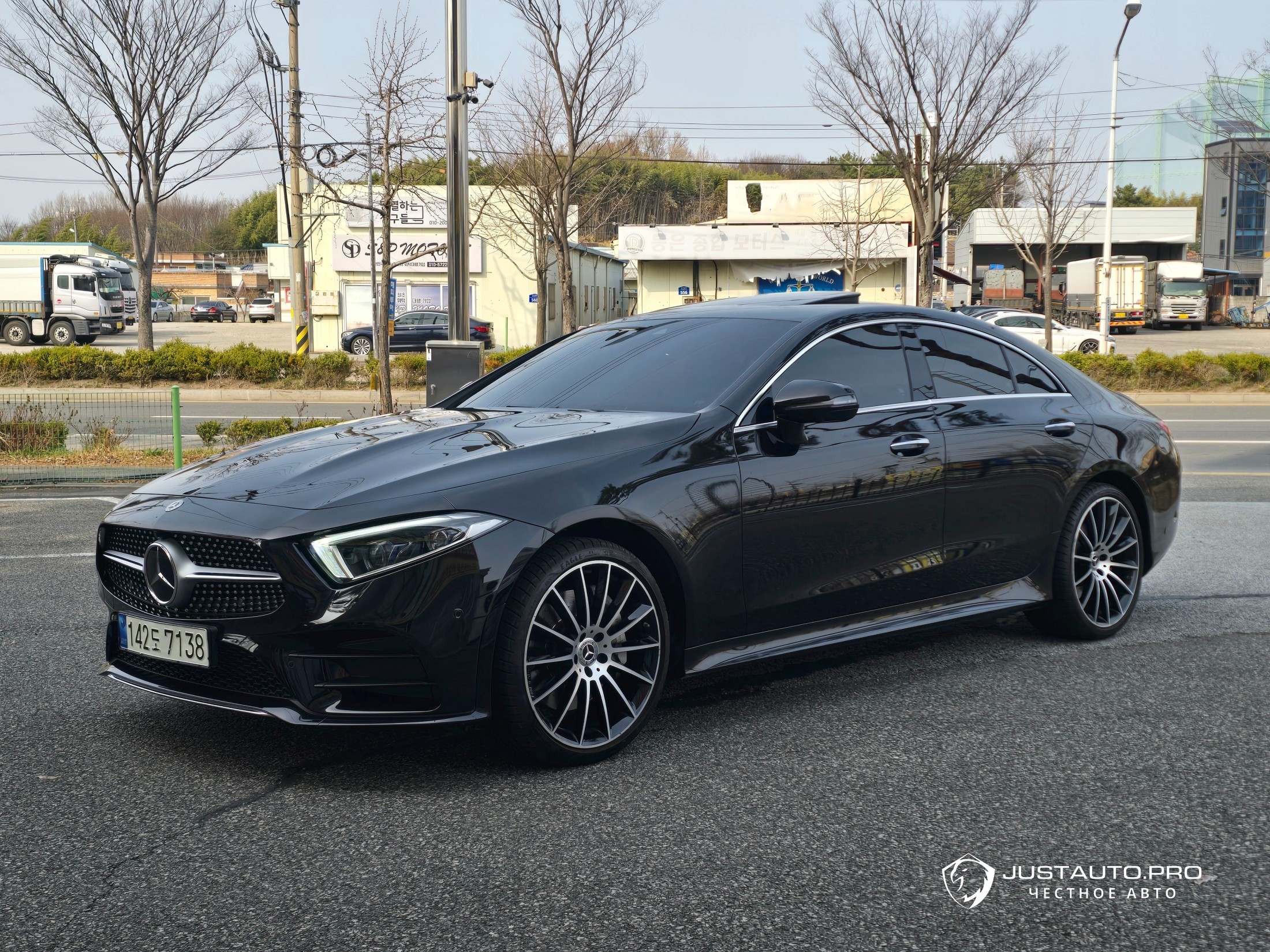 Автомобиль Mercedes-Benz CLS-Class