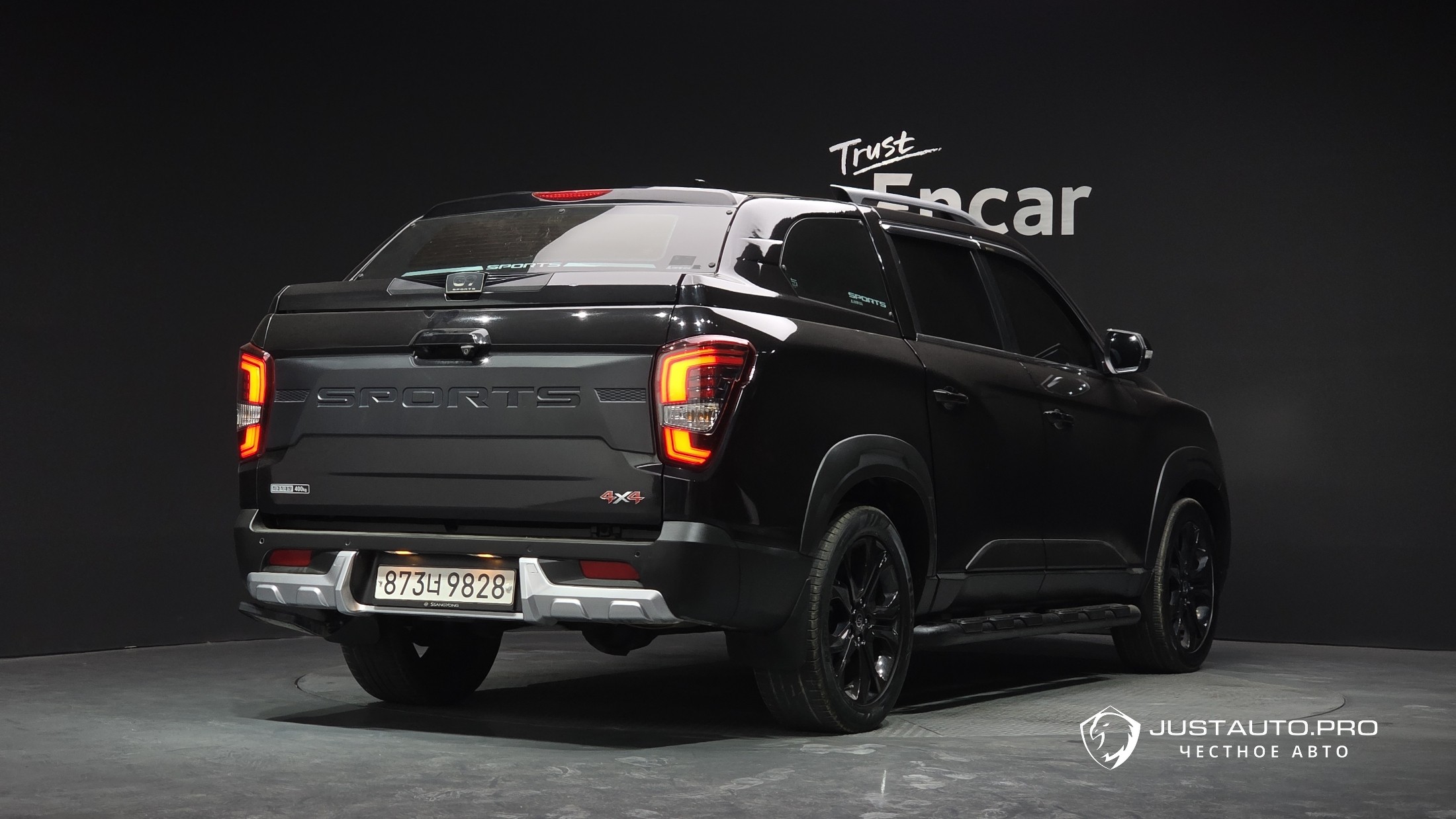 Автомобиль KG_Mobility_Ssangyong Rexton