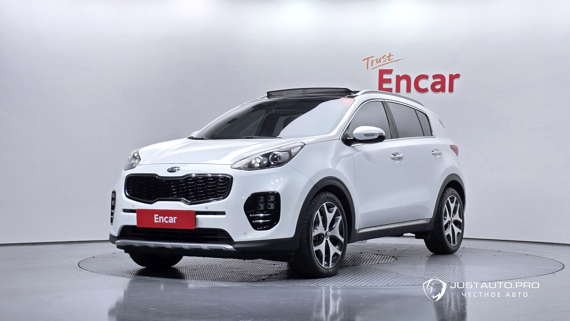 Автомобиль Kia Sportage