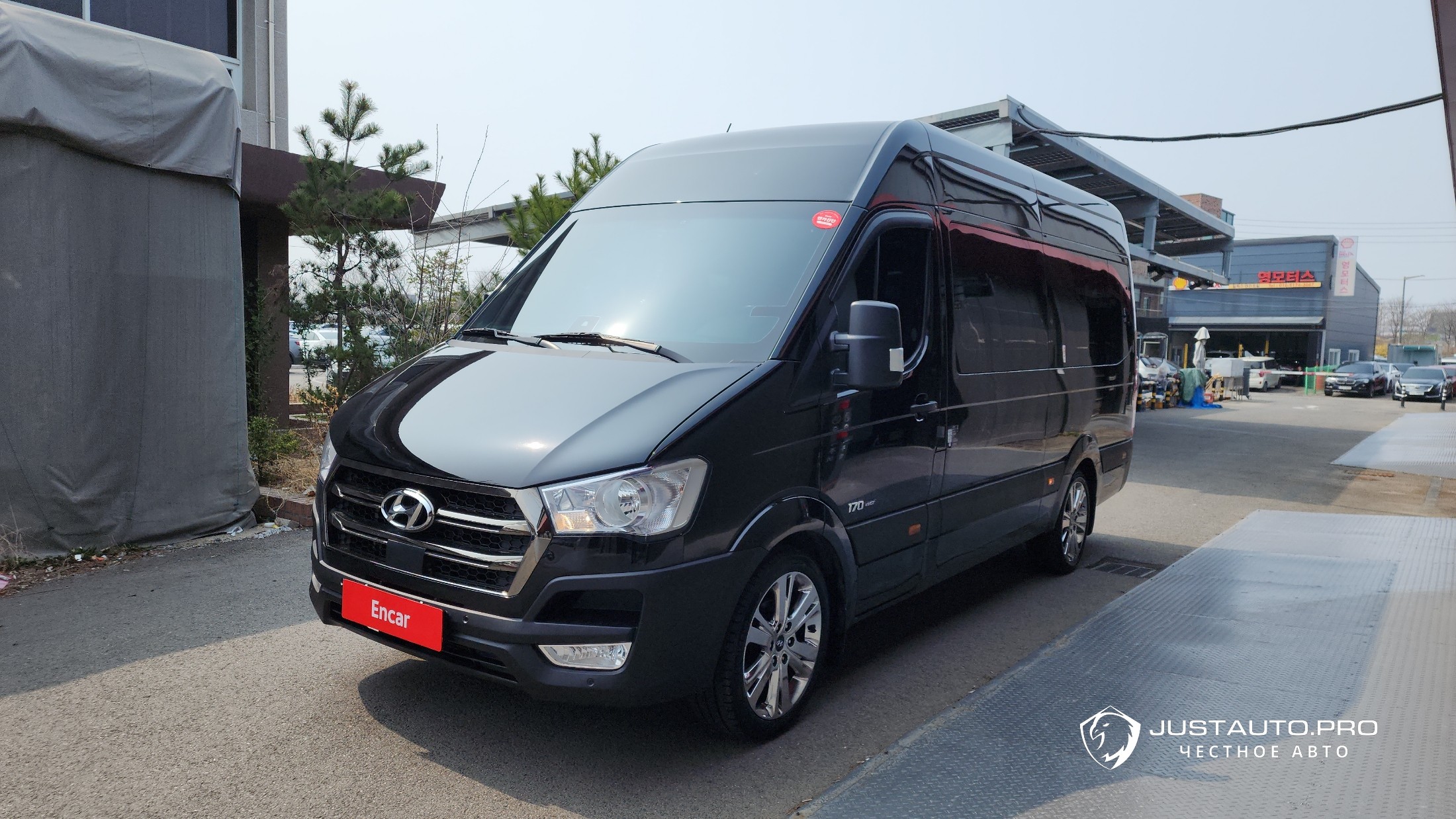 Автомобиль Hyundai Solati