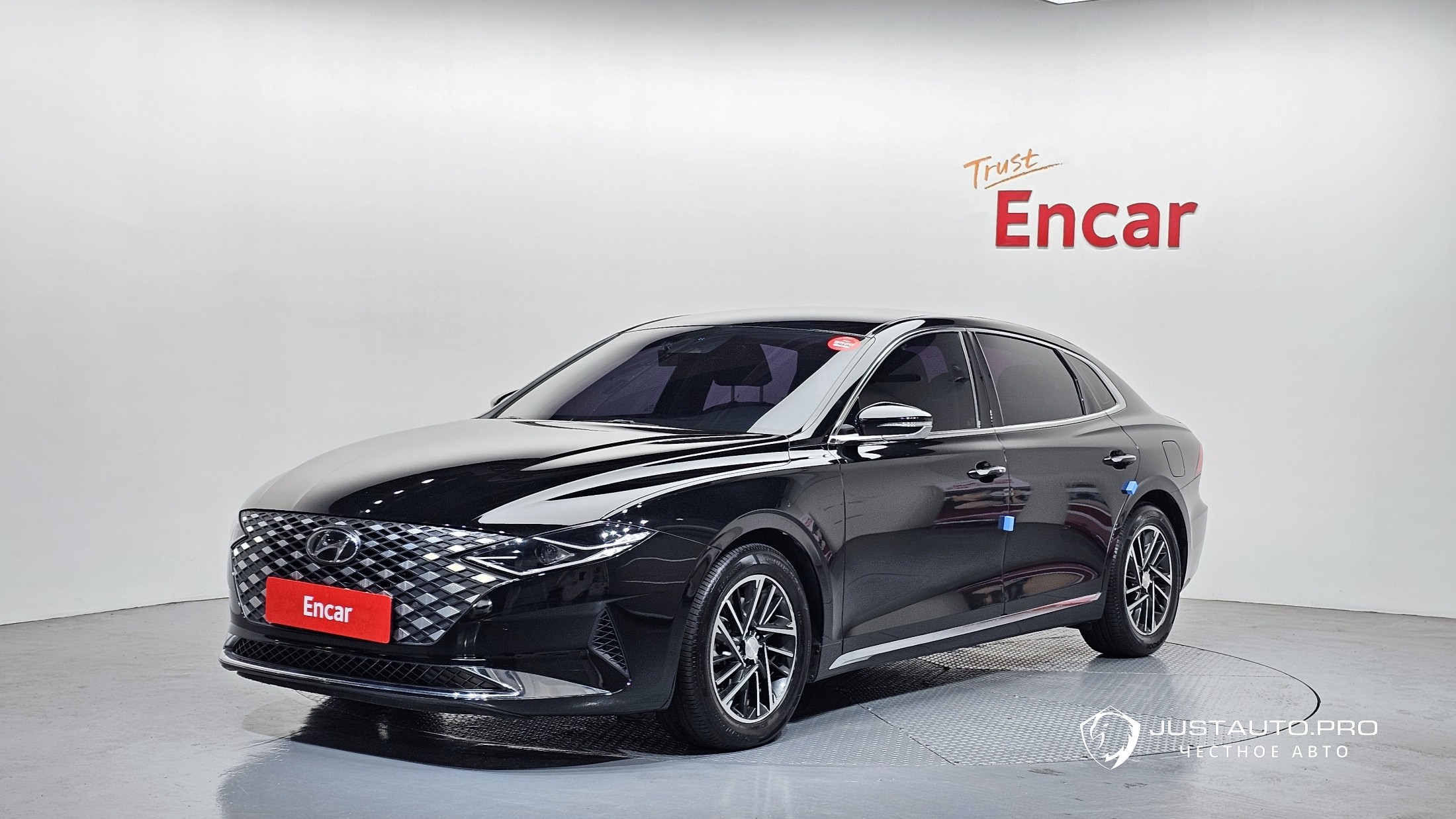 Автомобиль Hyundai Grandeur