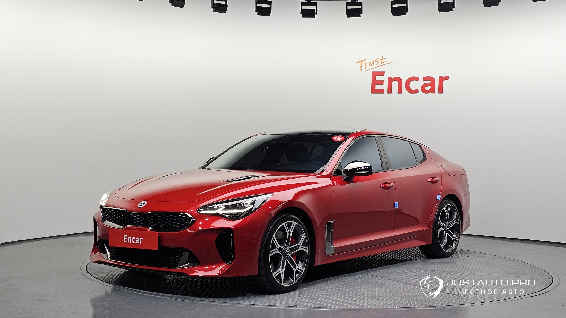 Автомобиль Kia Stinger