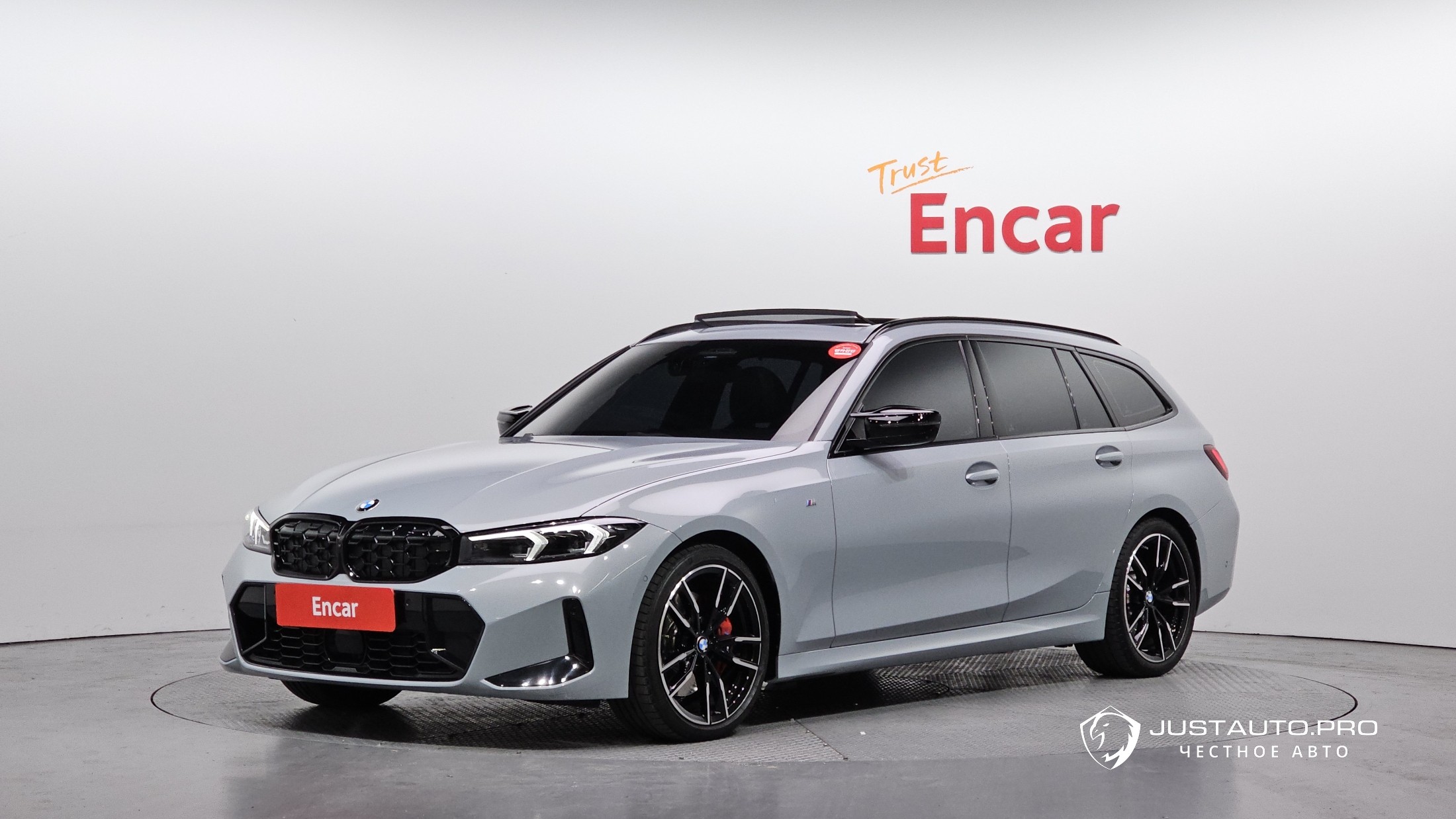 Автомобиль BMW 3-Series