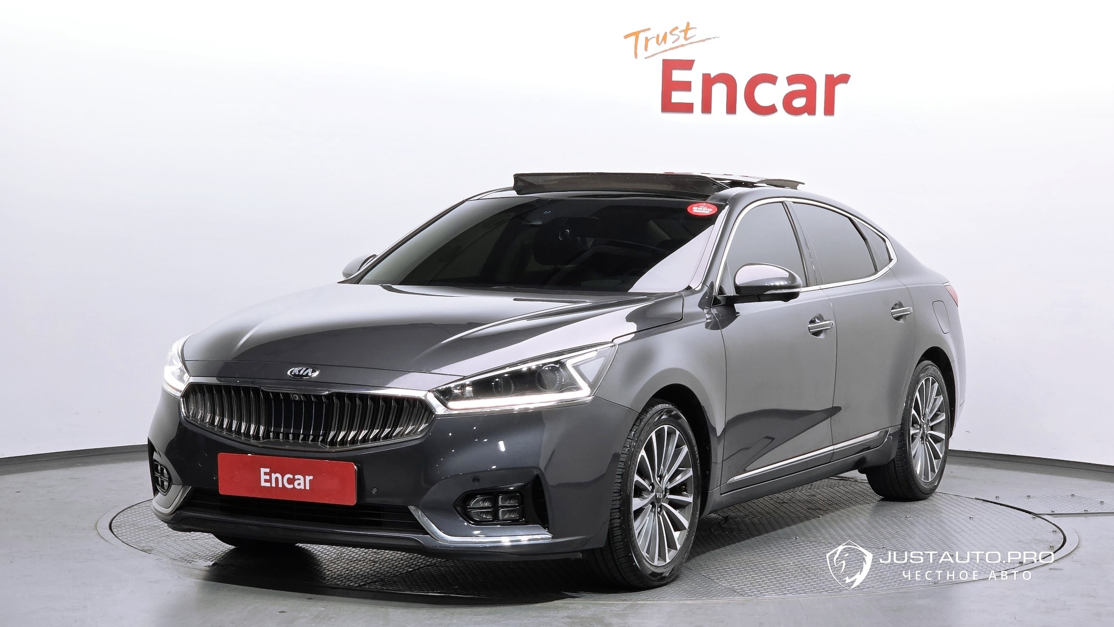 Автомобиль Kia K7