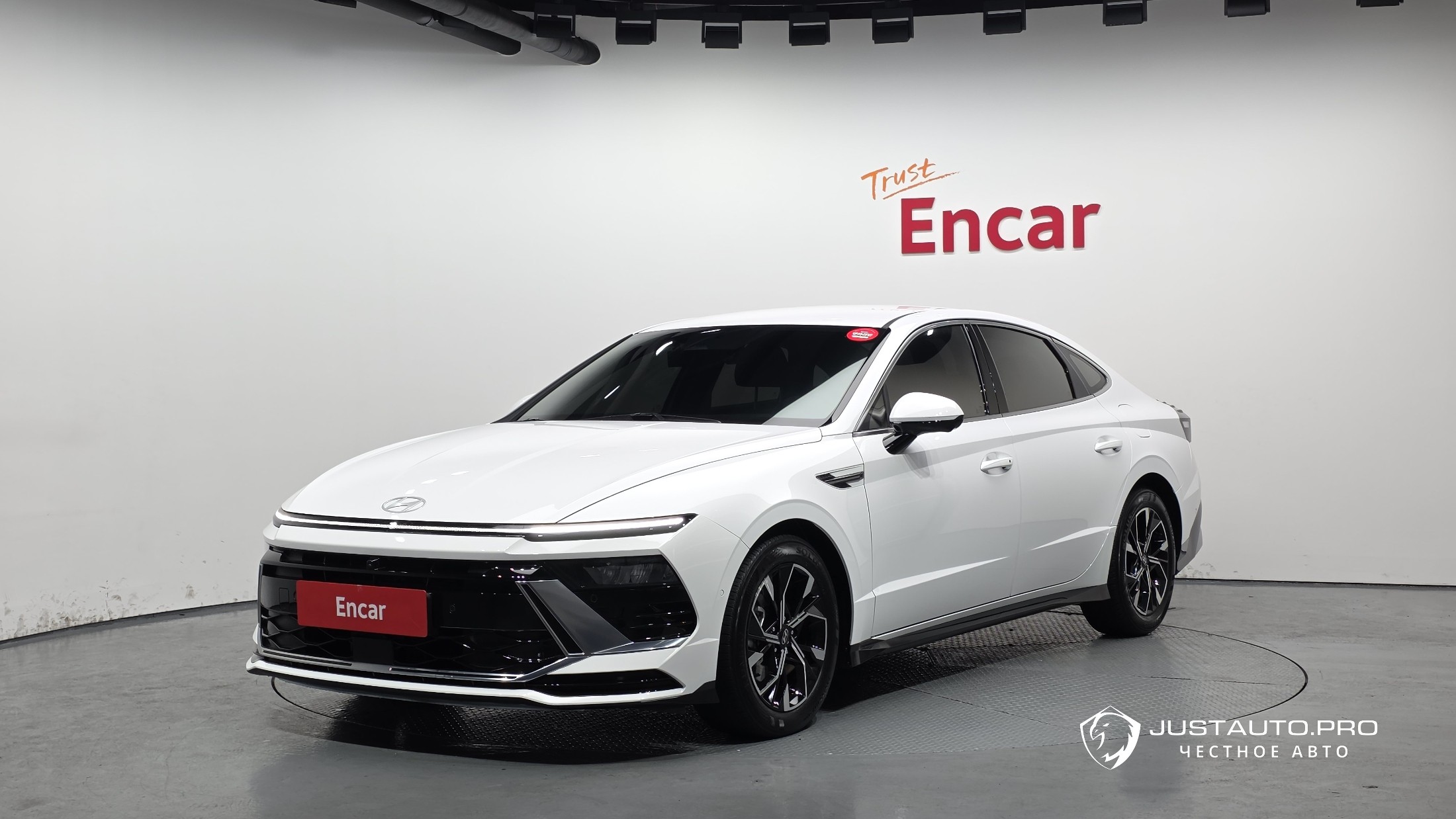 Автомобиль Hyundai Sonata