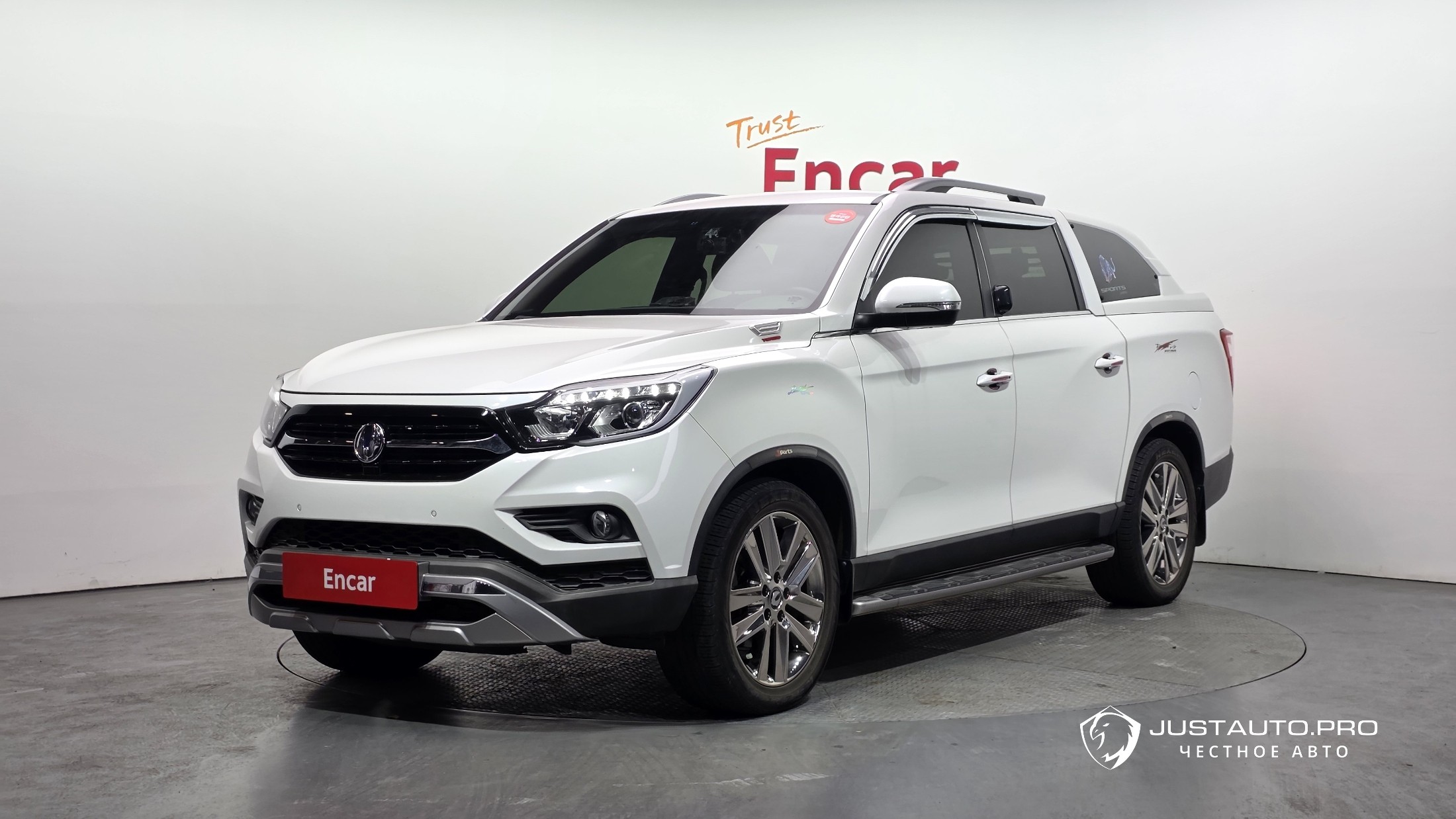 Автомобиль KG_Mobility_Ssangyong Rexton
