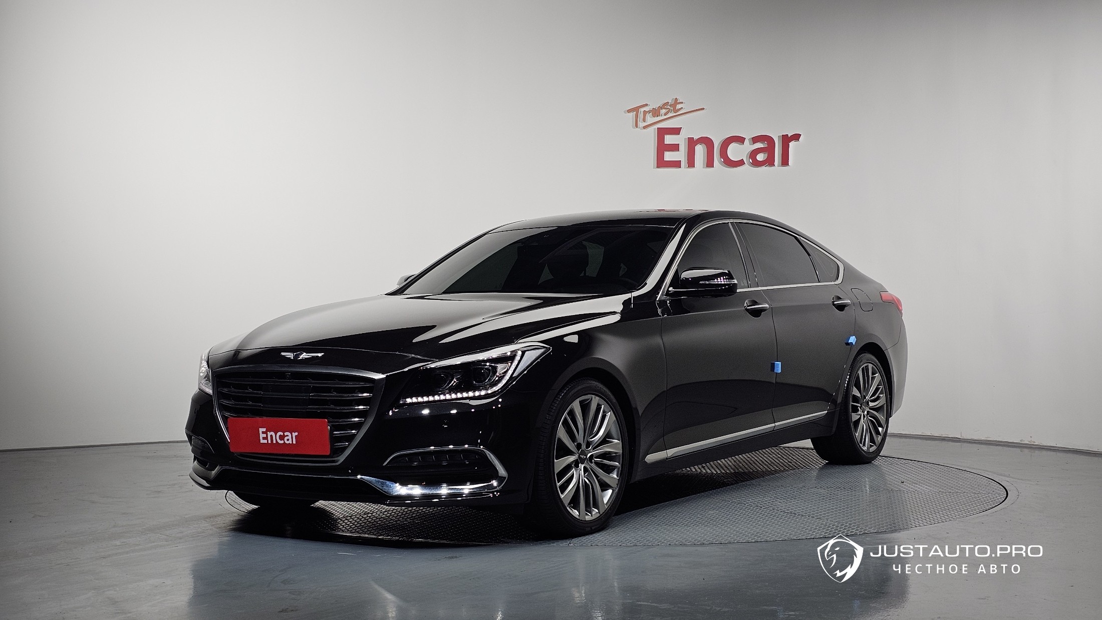 Автомобиль Genesis G80