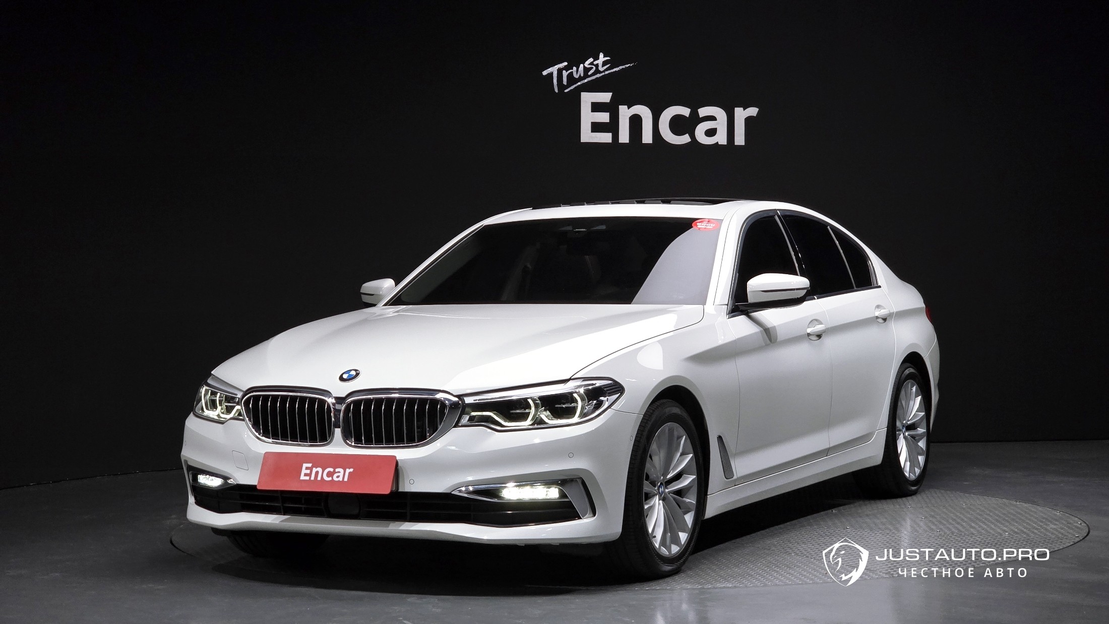 Автомобиль BMW 5-Series