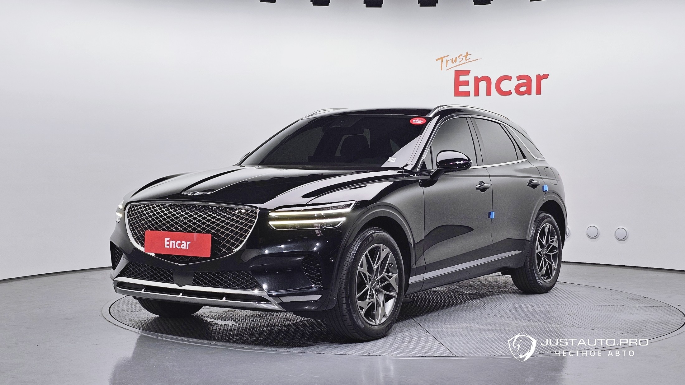 Автомобиль Genesis GV70