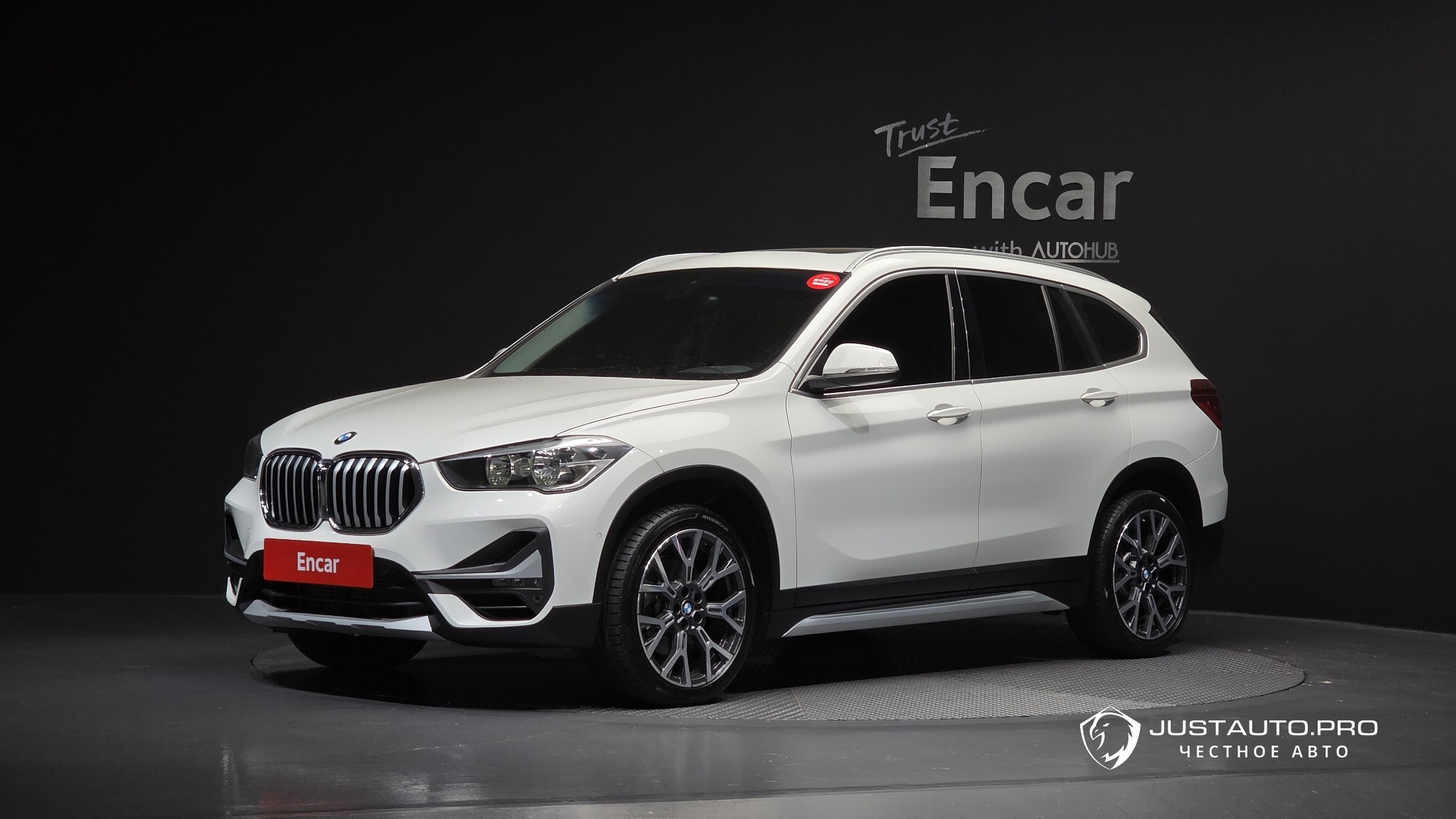 Автомобиль BMW X1