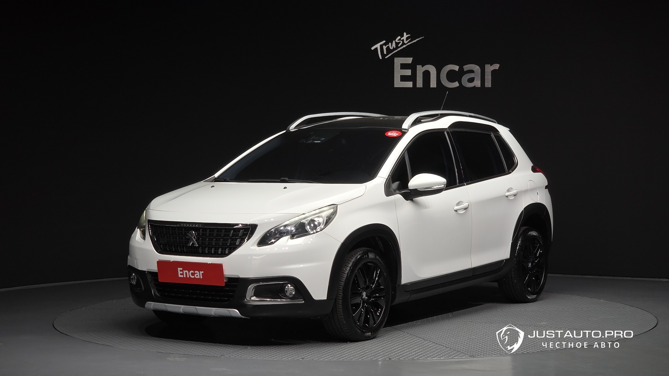 Автомобиль Peugeot 2008