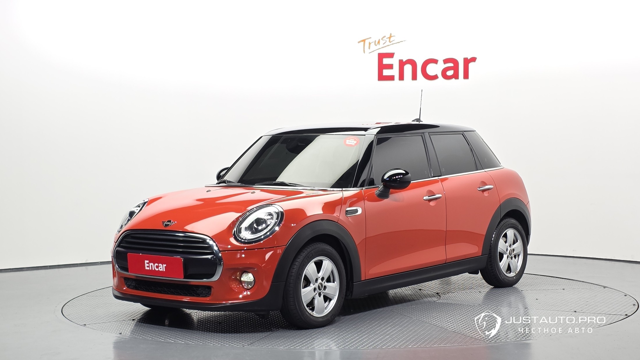 Автомобиль Mini Cooper