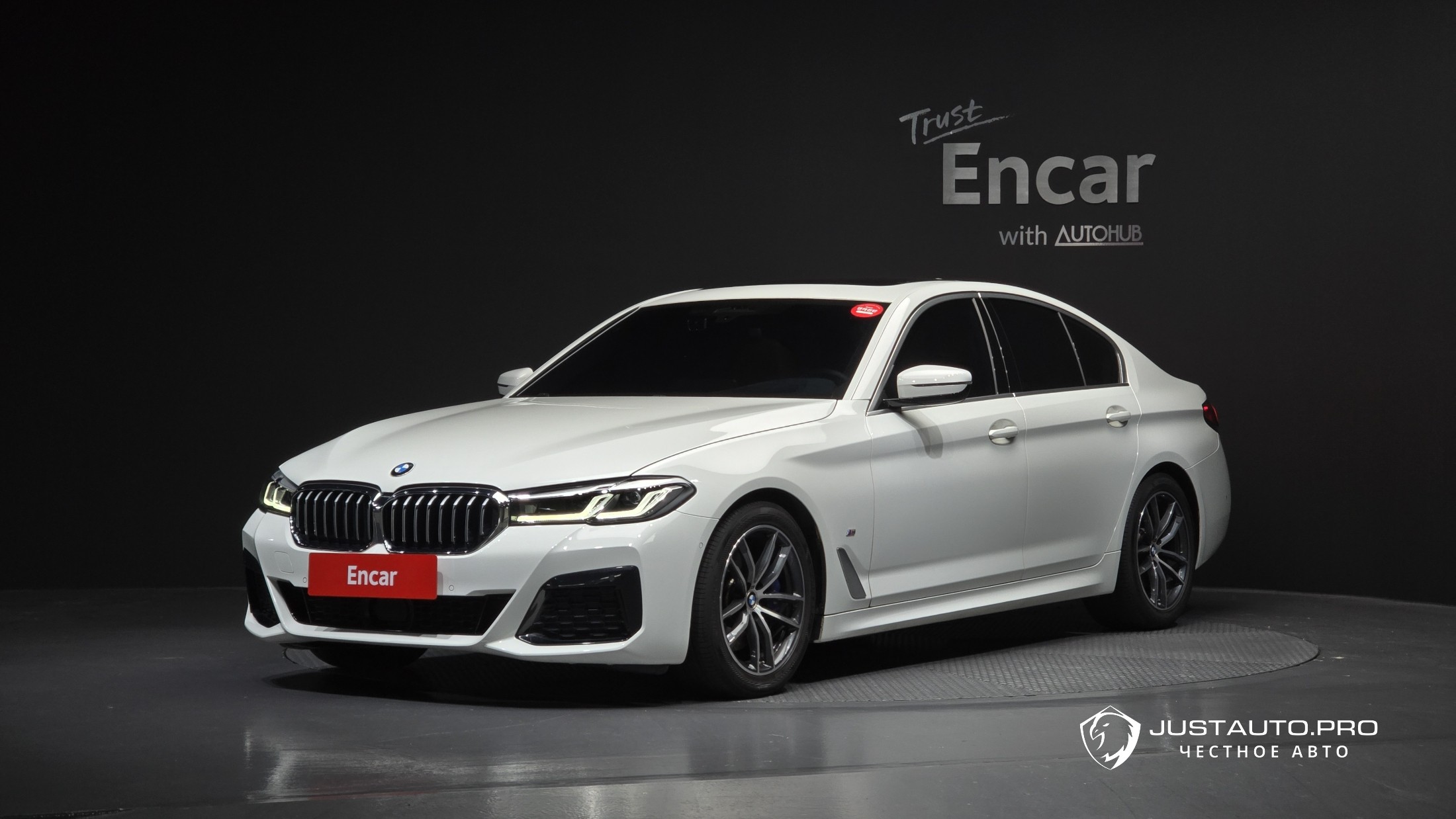 Автомобиль BMW 5-Series