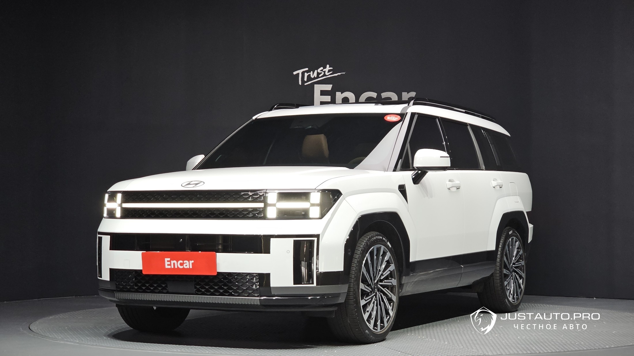 Автомобиль Hyundai Santafe