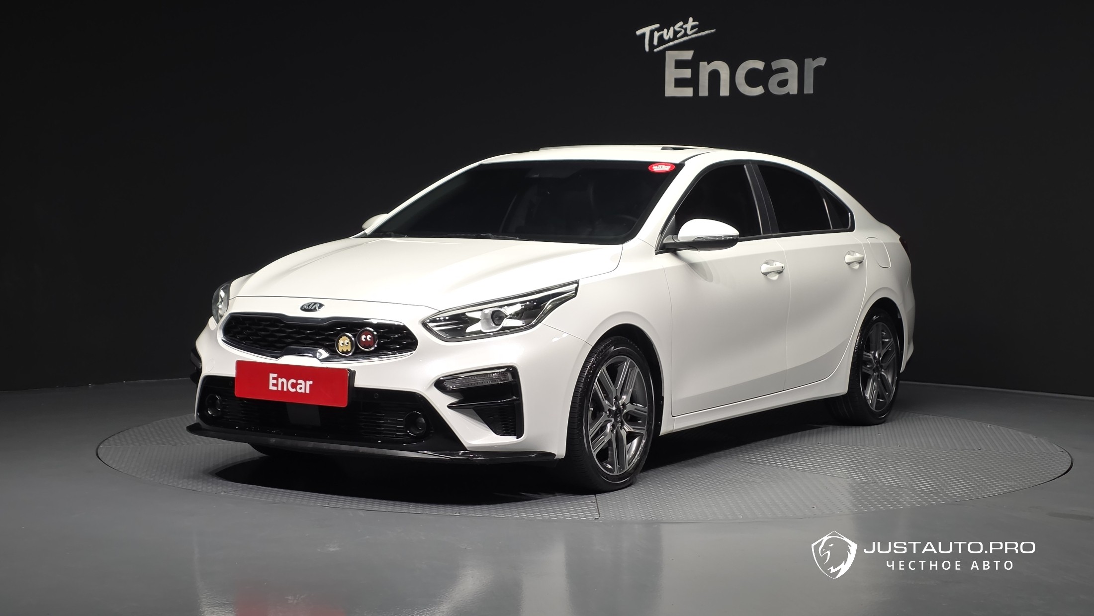 Автомобиль Kia K3